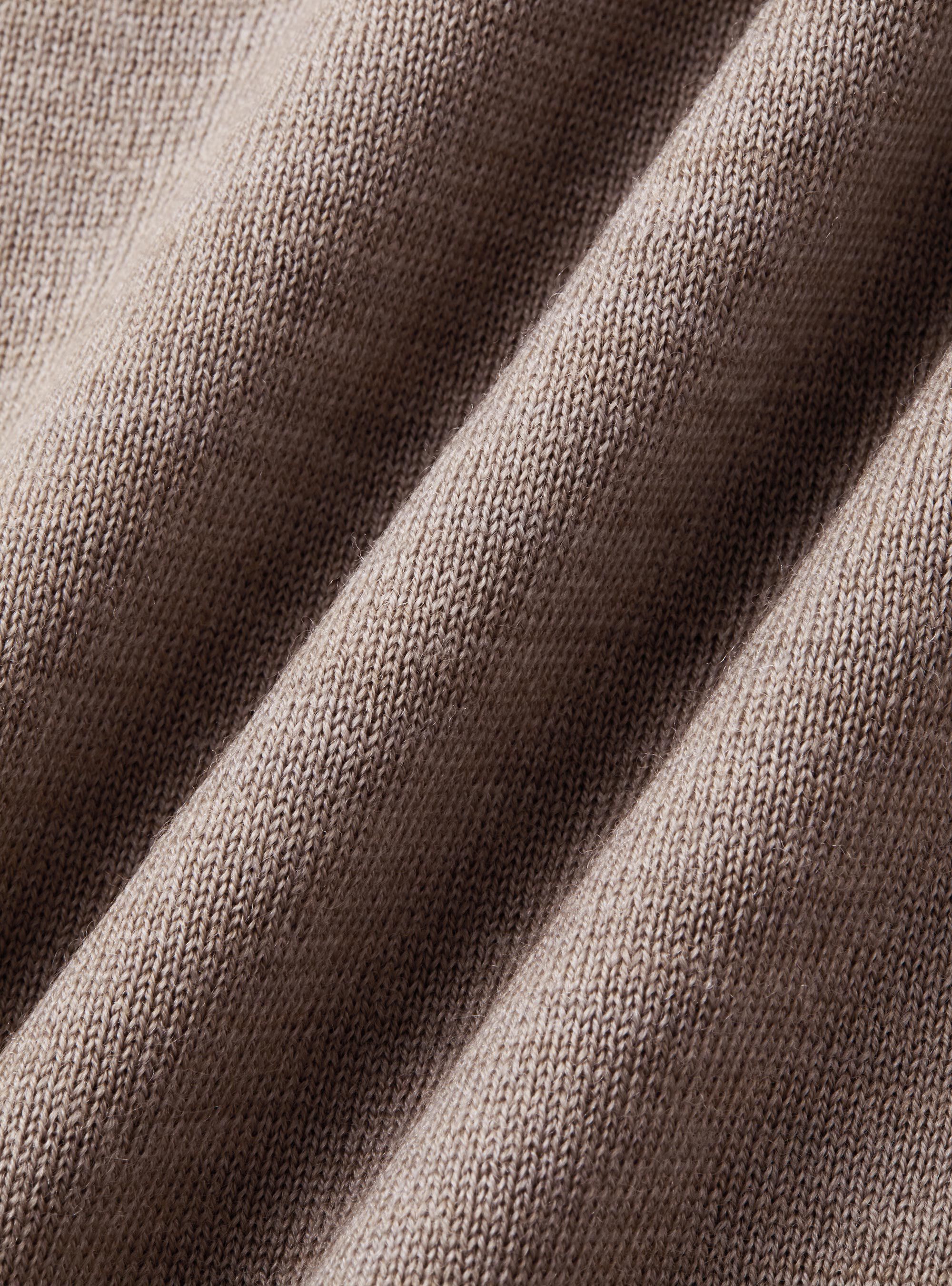 Cardigan in maglia con bottoni in lana merino extrafine, FANGO