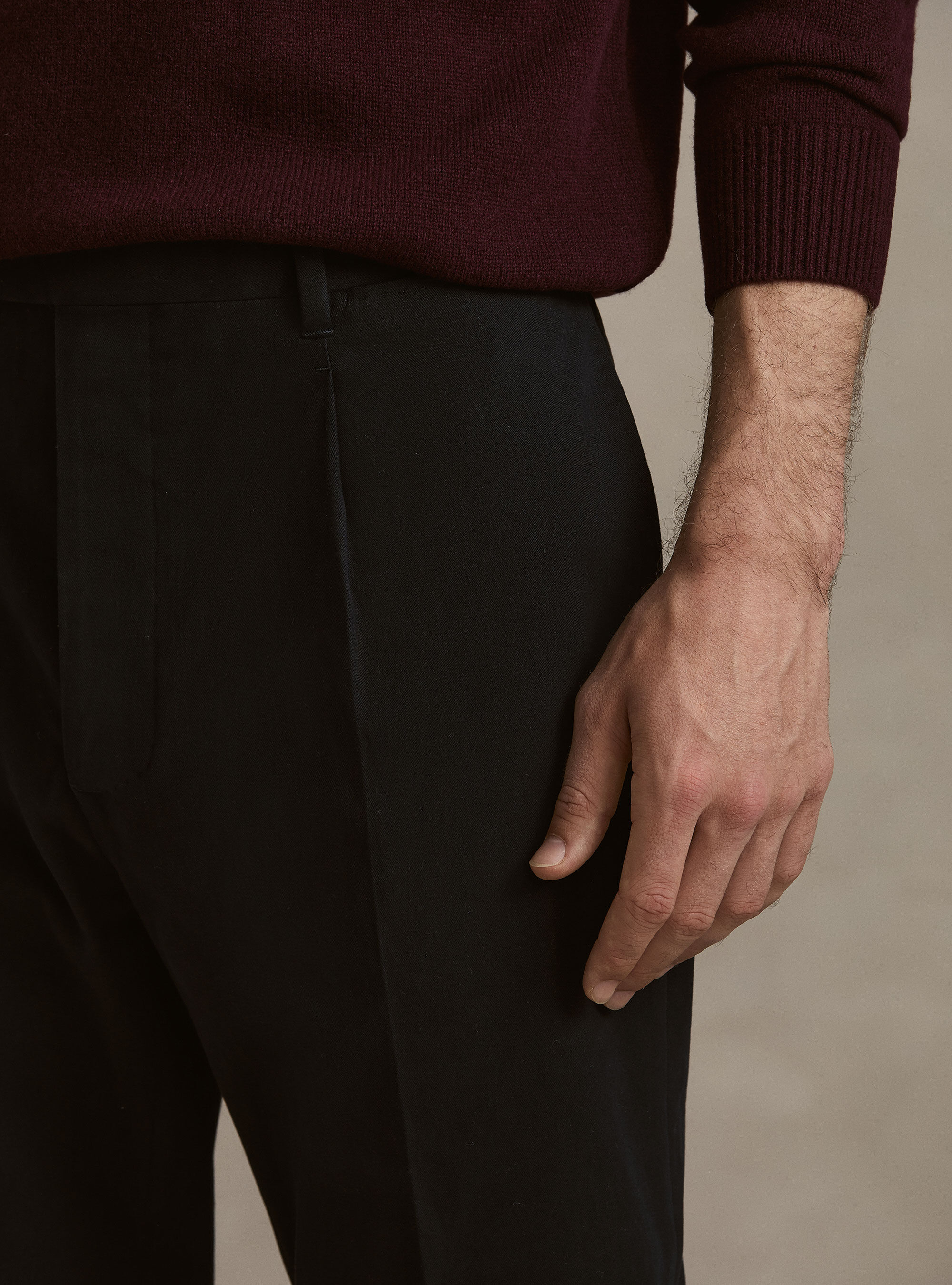 Pantaloni con pince in twill cotone e cashmere, BLU NAVY