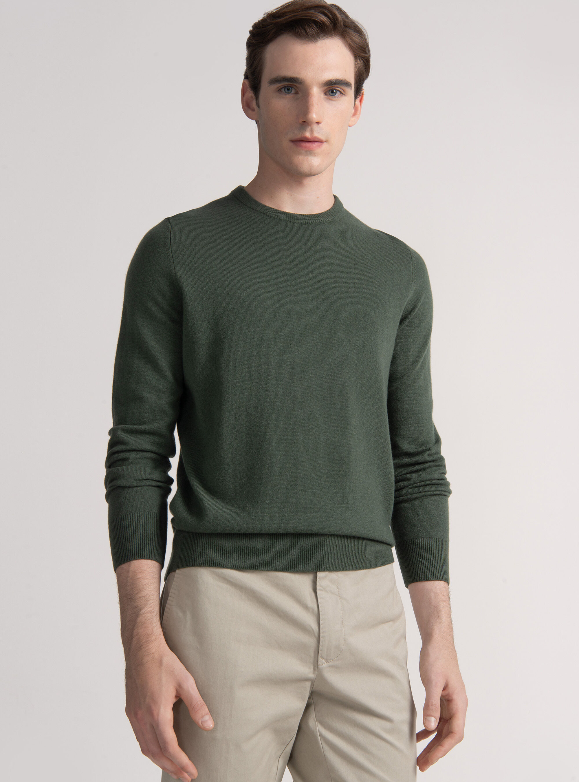 Lambswool and cashmere crew-neck sweater