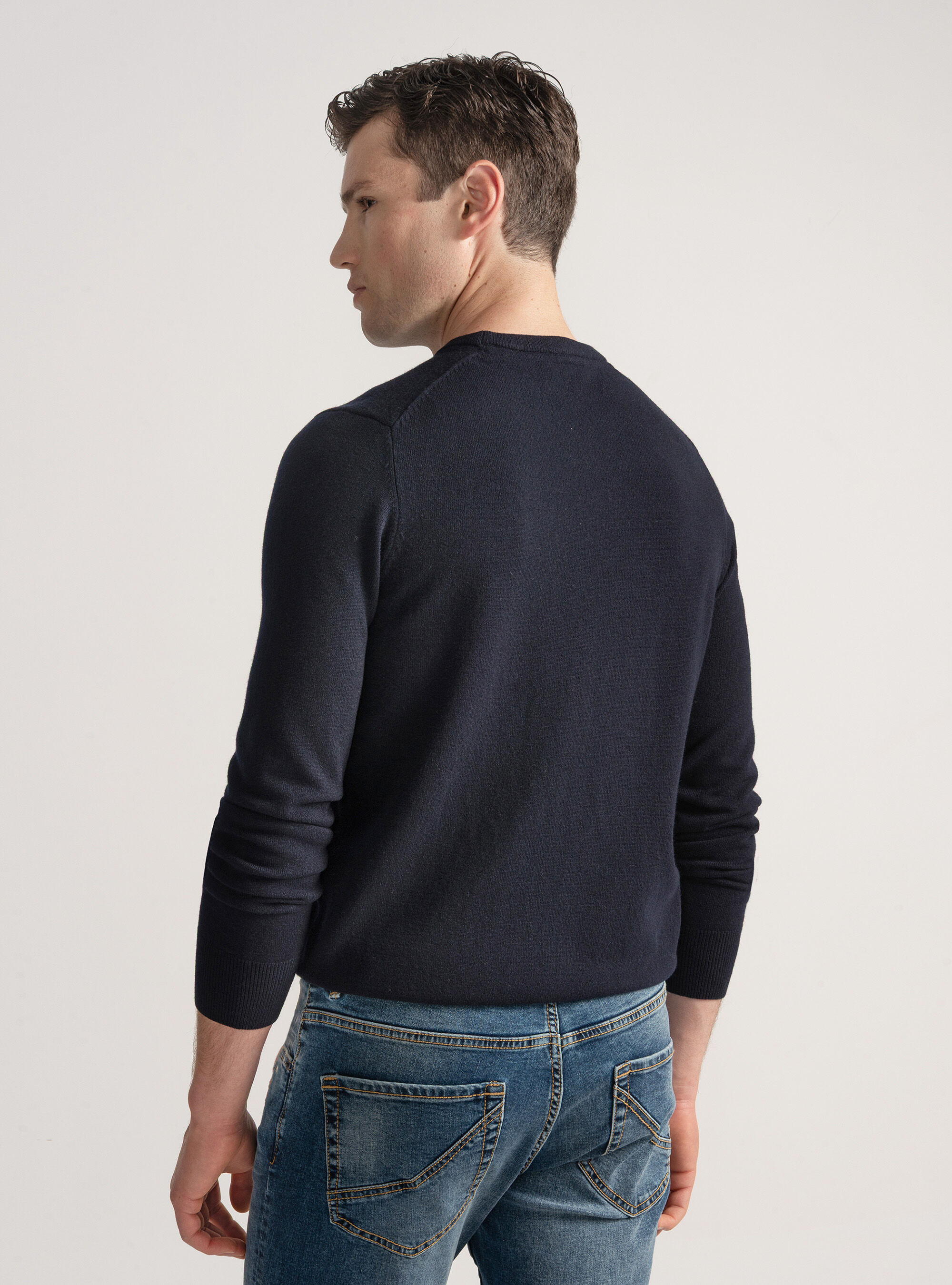 Lambswool and cashmere crew-neck sweater, NAVY BLUE