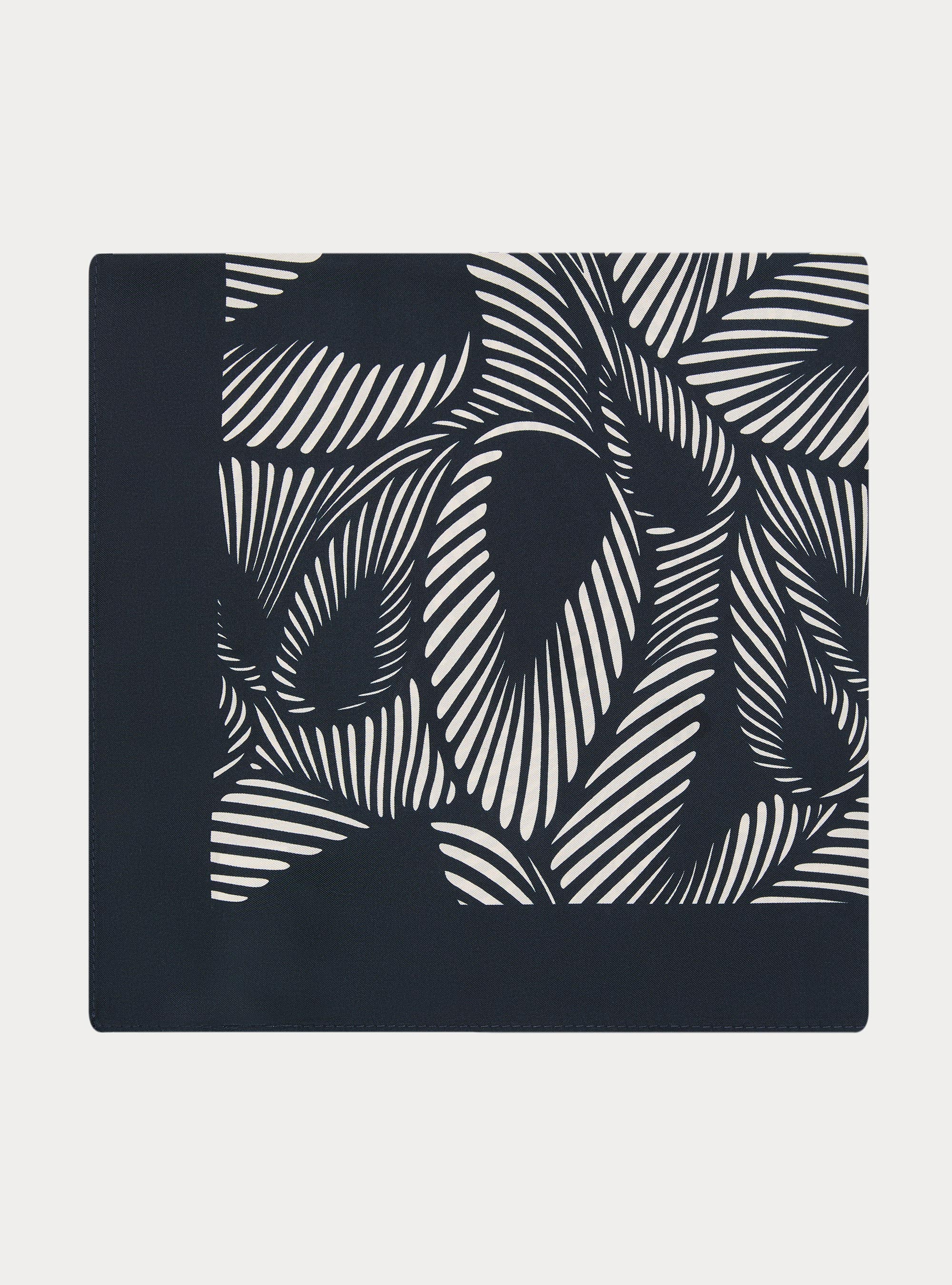 Seidentuch mit geometrischem Muster, NAVY 0218C