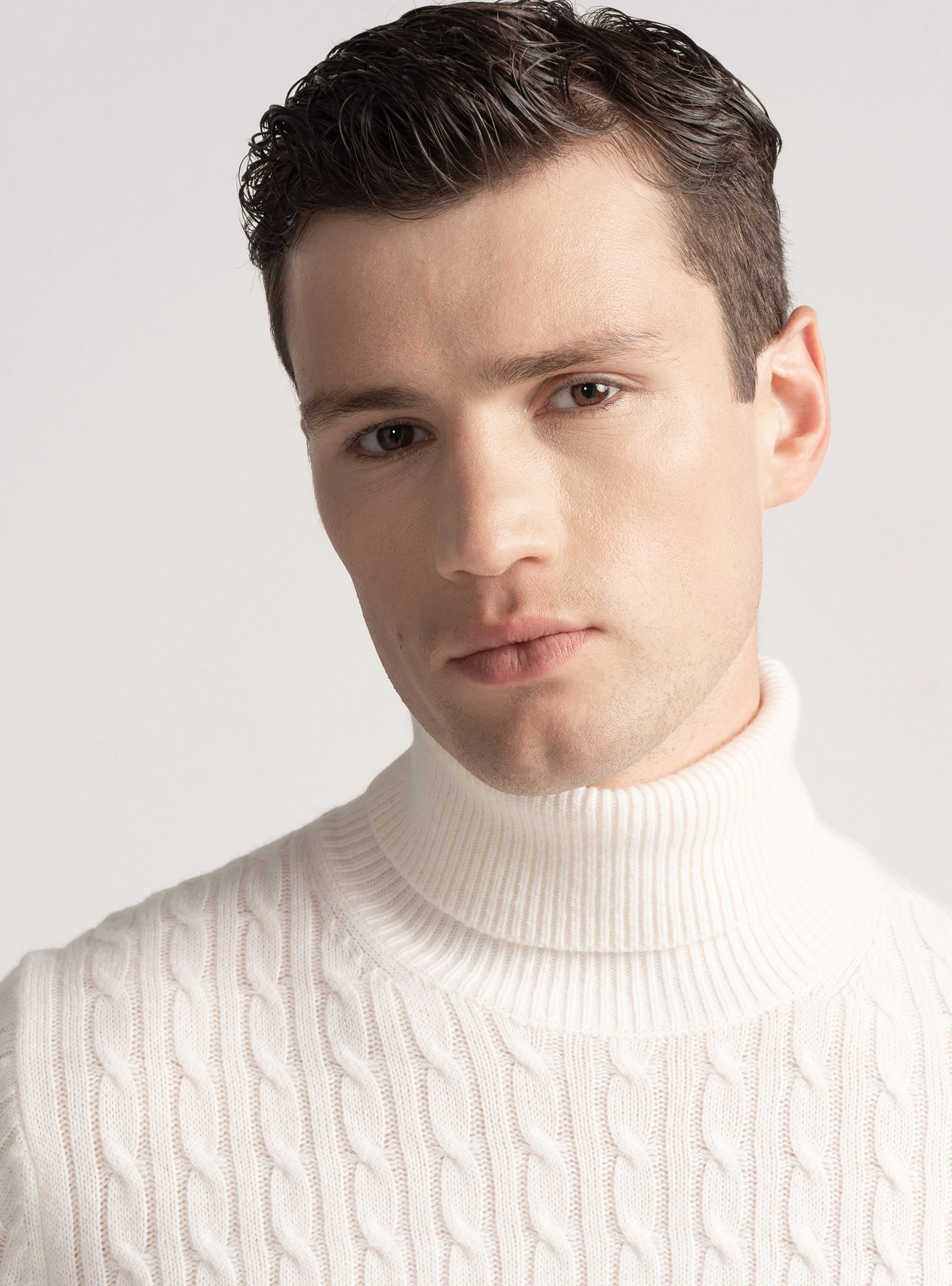 Turtleneck sweater with cashmere wool braid, WHITE