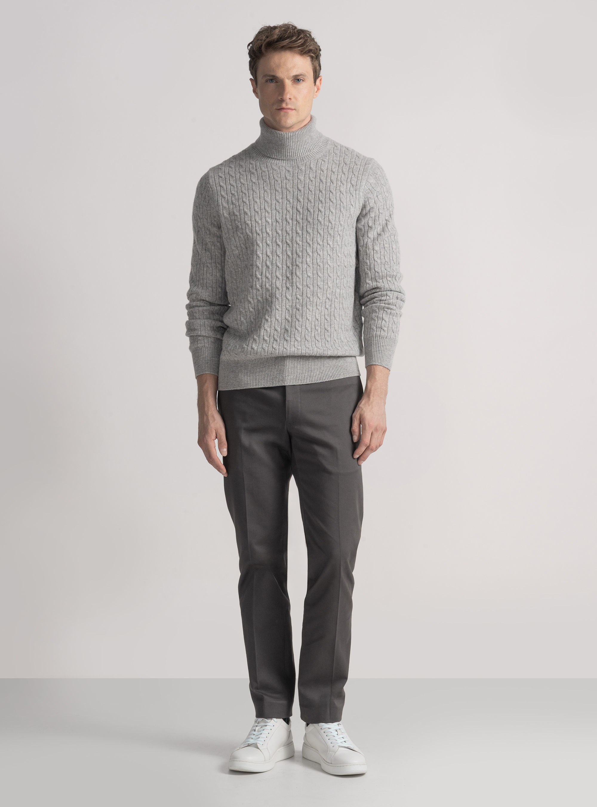 Maglia collo alto con treccia in lana cashmere, GRIGIO CHIARO MELANGE