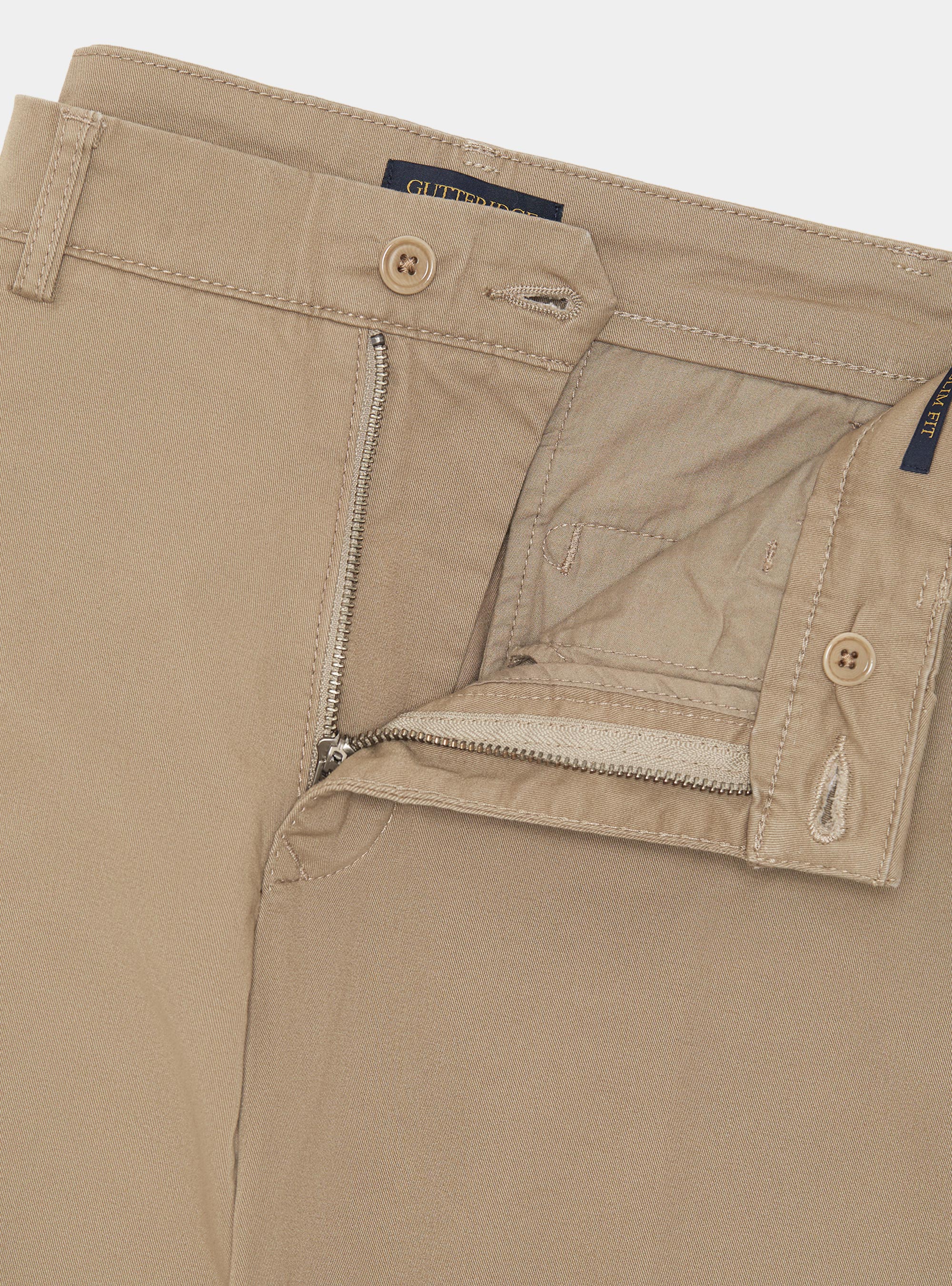 Stretch-Twill Chino-Hose in schmaler Passform, FANGO 0569C