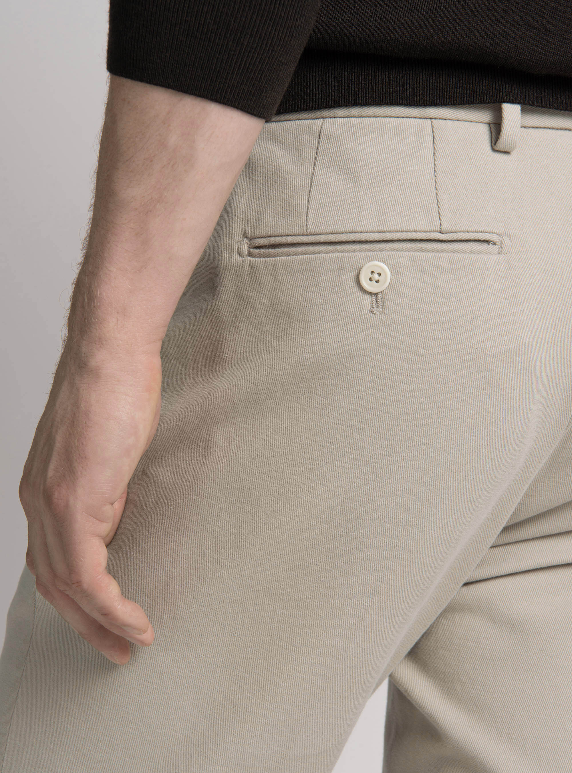 Pantal&oacute;n de sarga de algod&oacute;n y cachemira, CRUDO