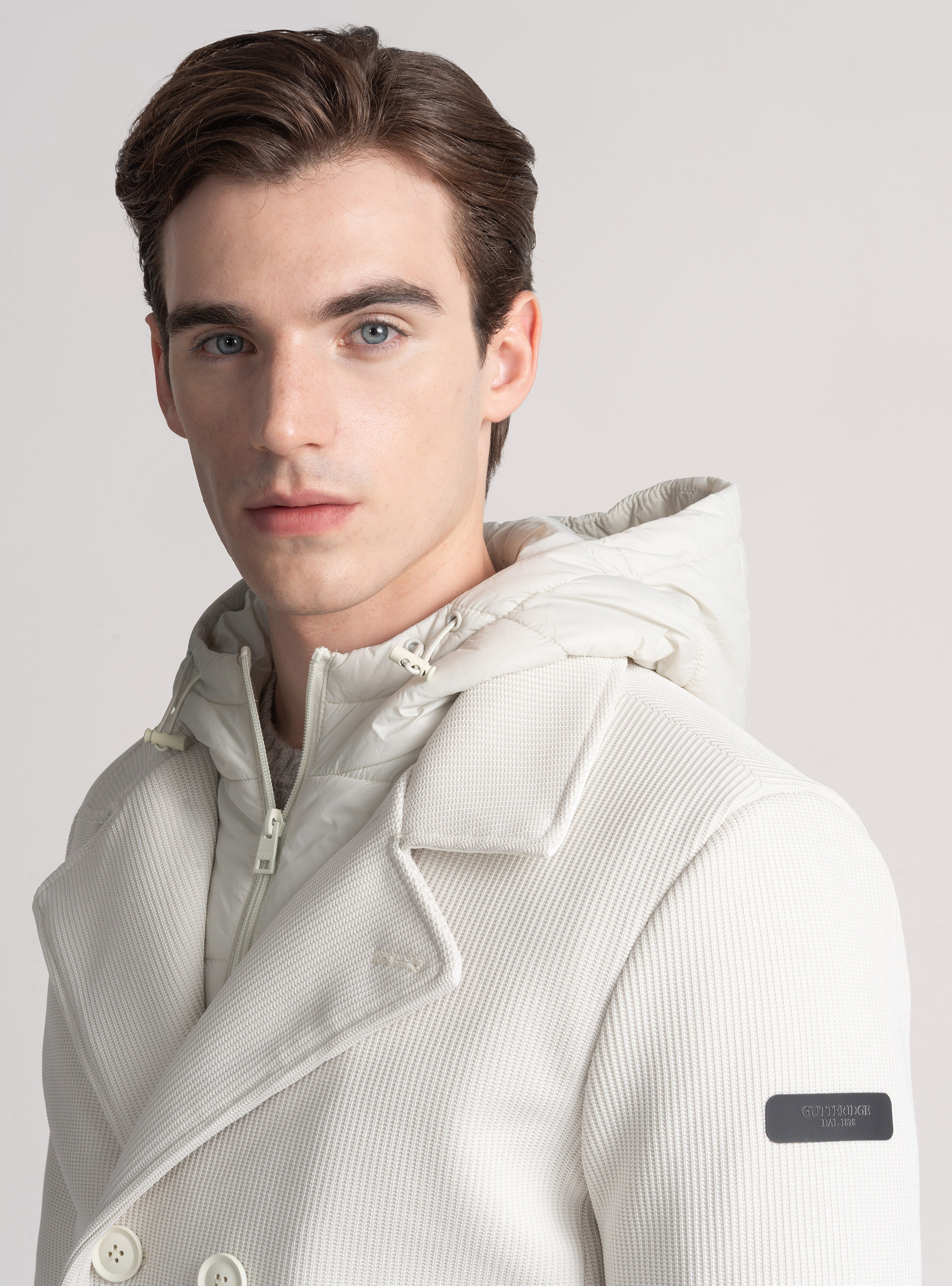 Blouson technique avec bavette et capuche r&eacute;versible, 0055C OFF WHITE