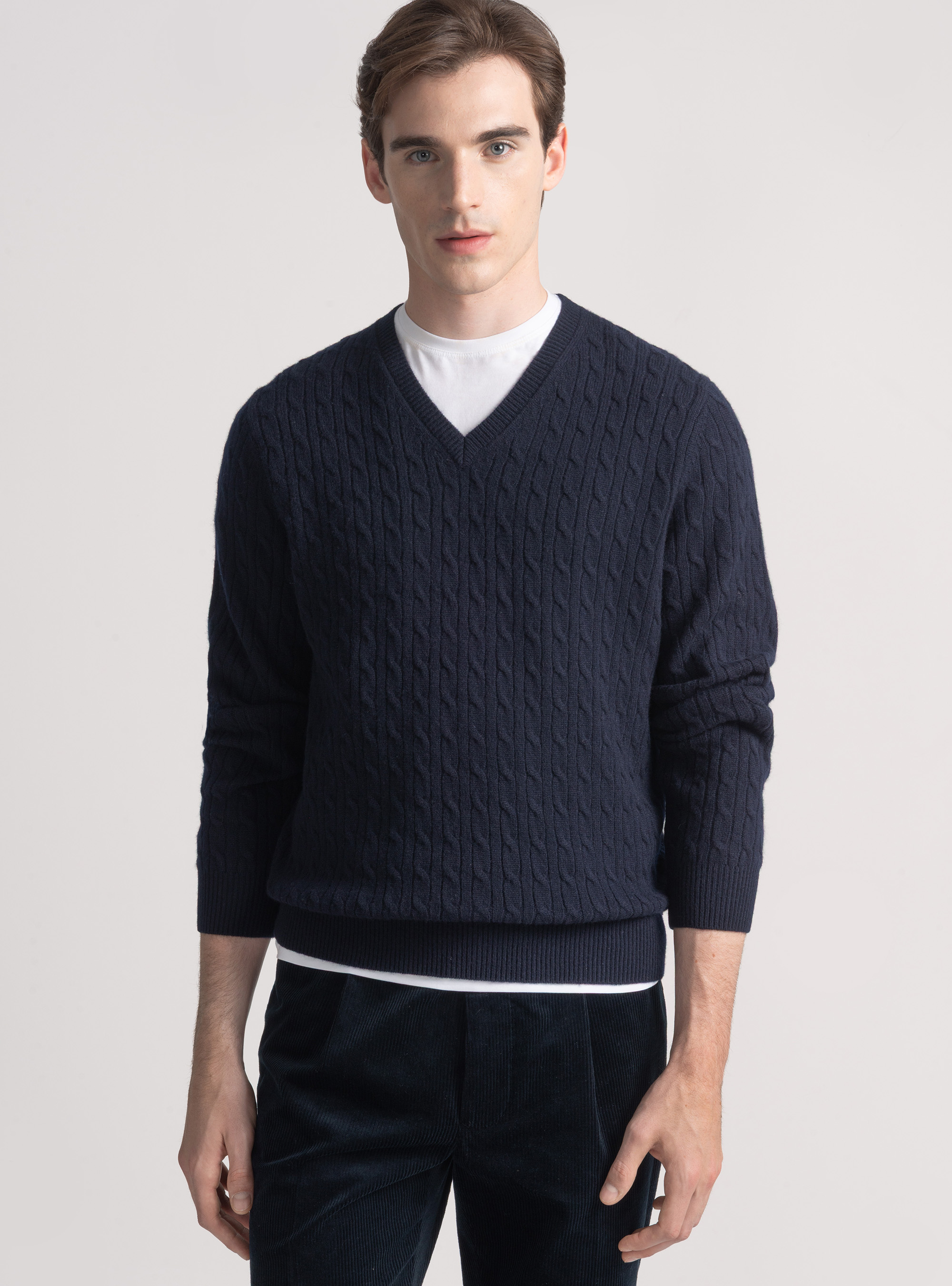 Maglia scollo a V con treccia in lana merino, BLU NAVY