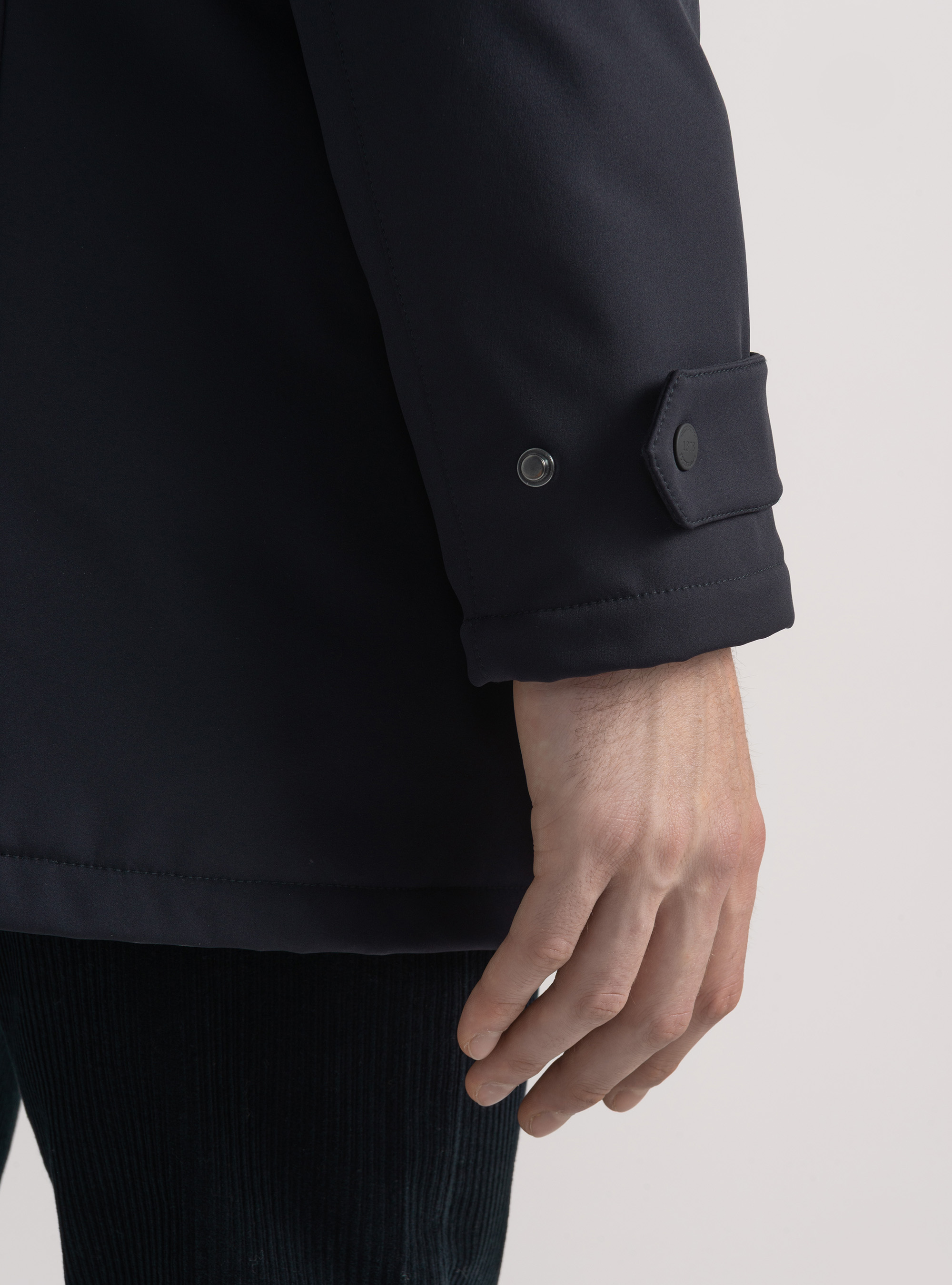Technischer Parka mit Kapuze, NAVY 0218C