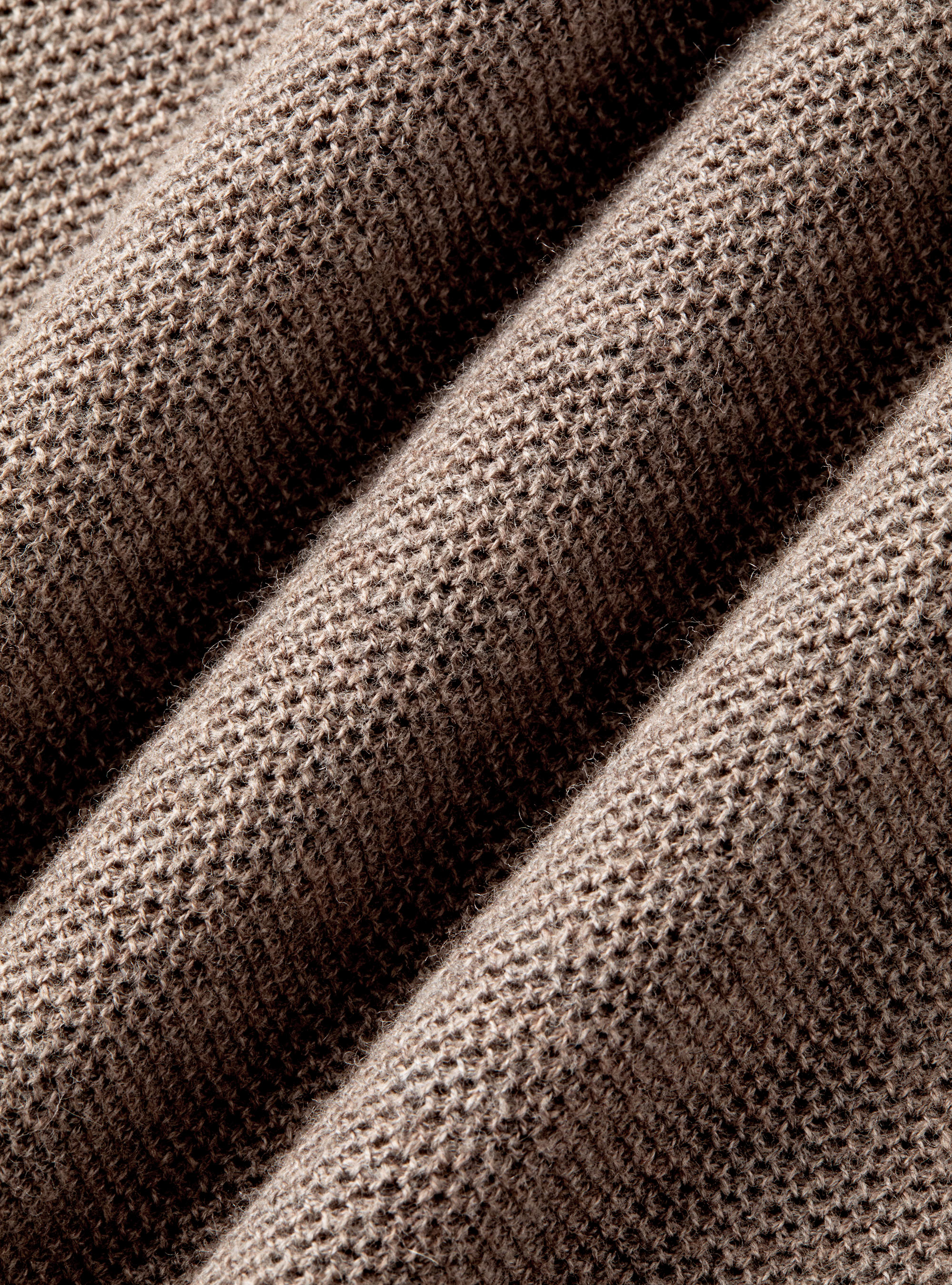 Cotton cashmere honeycomb mock neck sweater, MUD