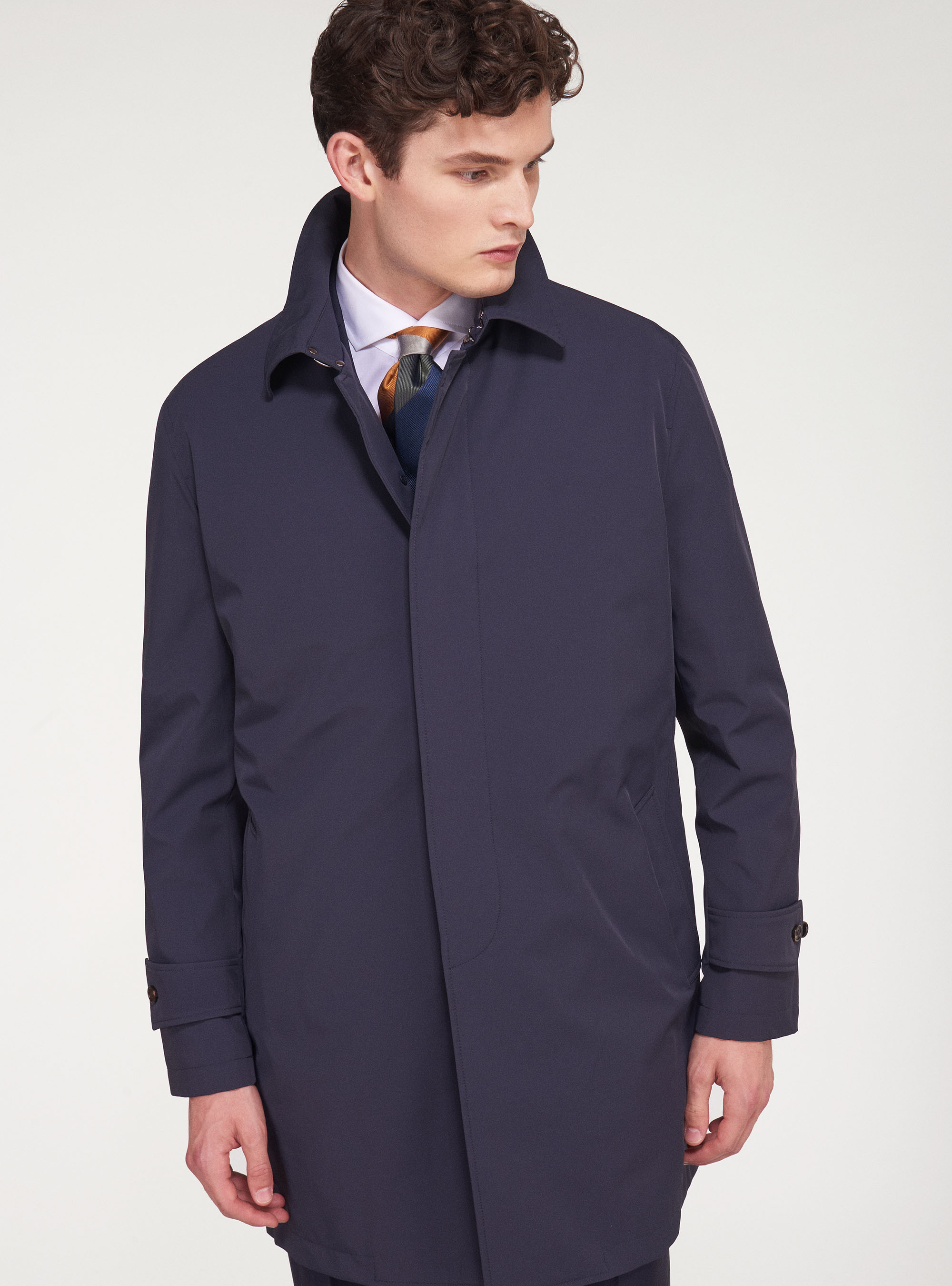 Single-breasted raincoat in technical fabric, NAVY BLUE