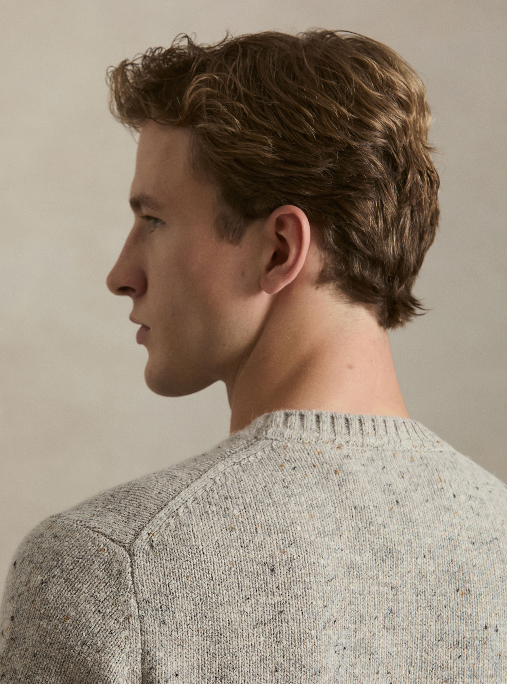 Rundhalspullover aus Merino-Wollmischung mit Noppen-Struktur, GRIGIO CHIARO MEL 0150C
