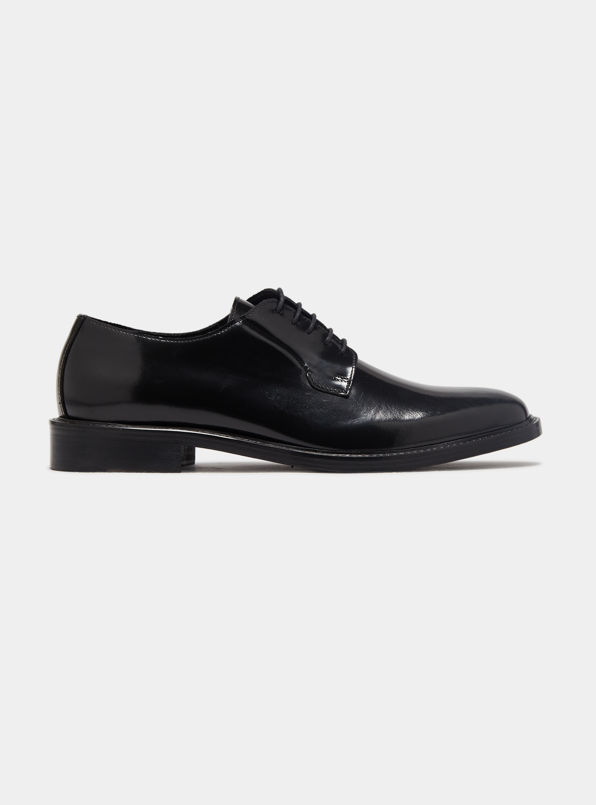 Derby en cuir abras&eacute;, NOIR