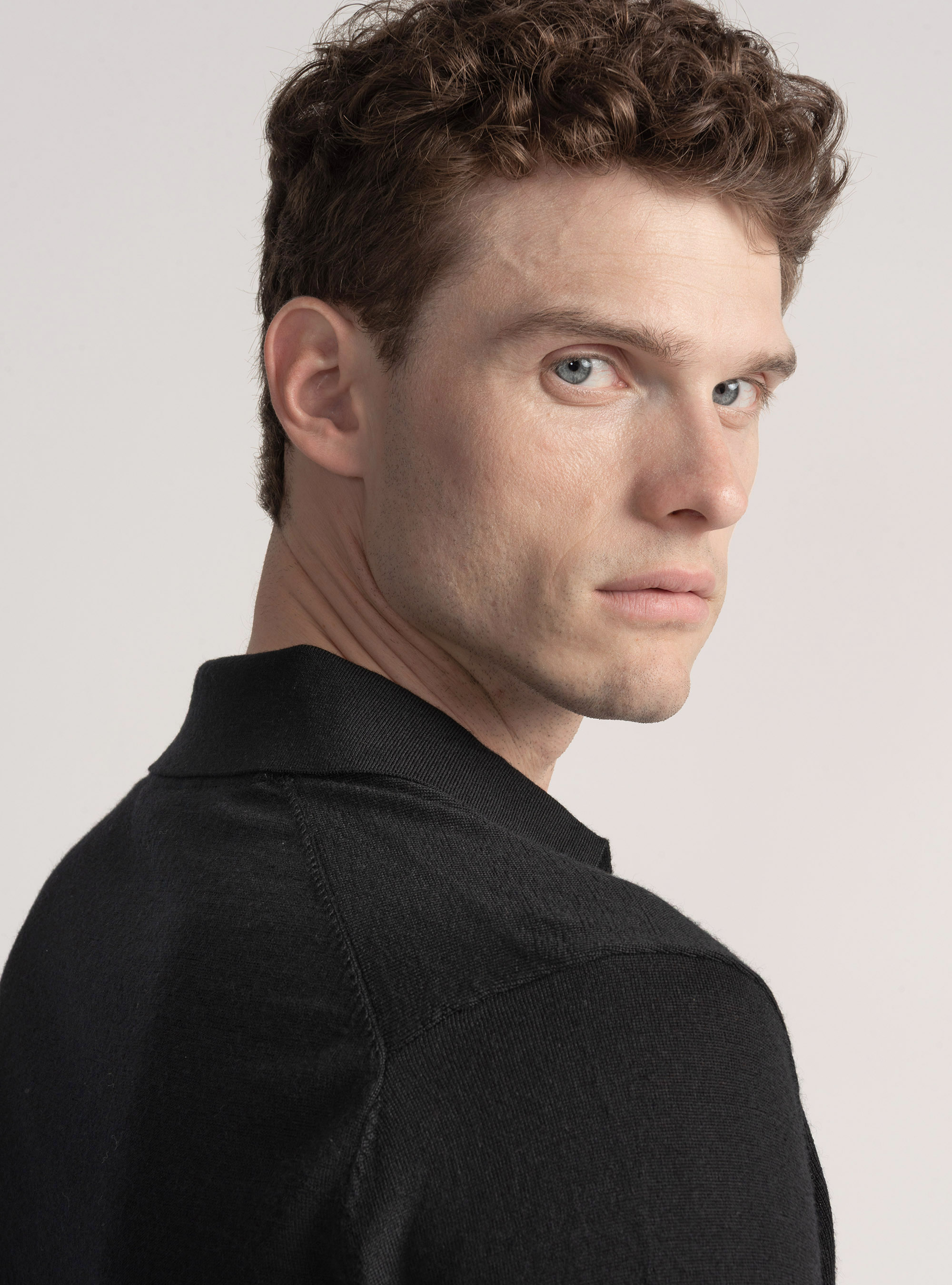 Extra-fine merino wool polo shirt, BLACK