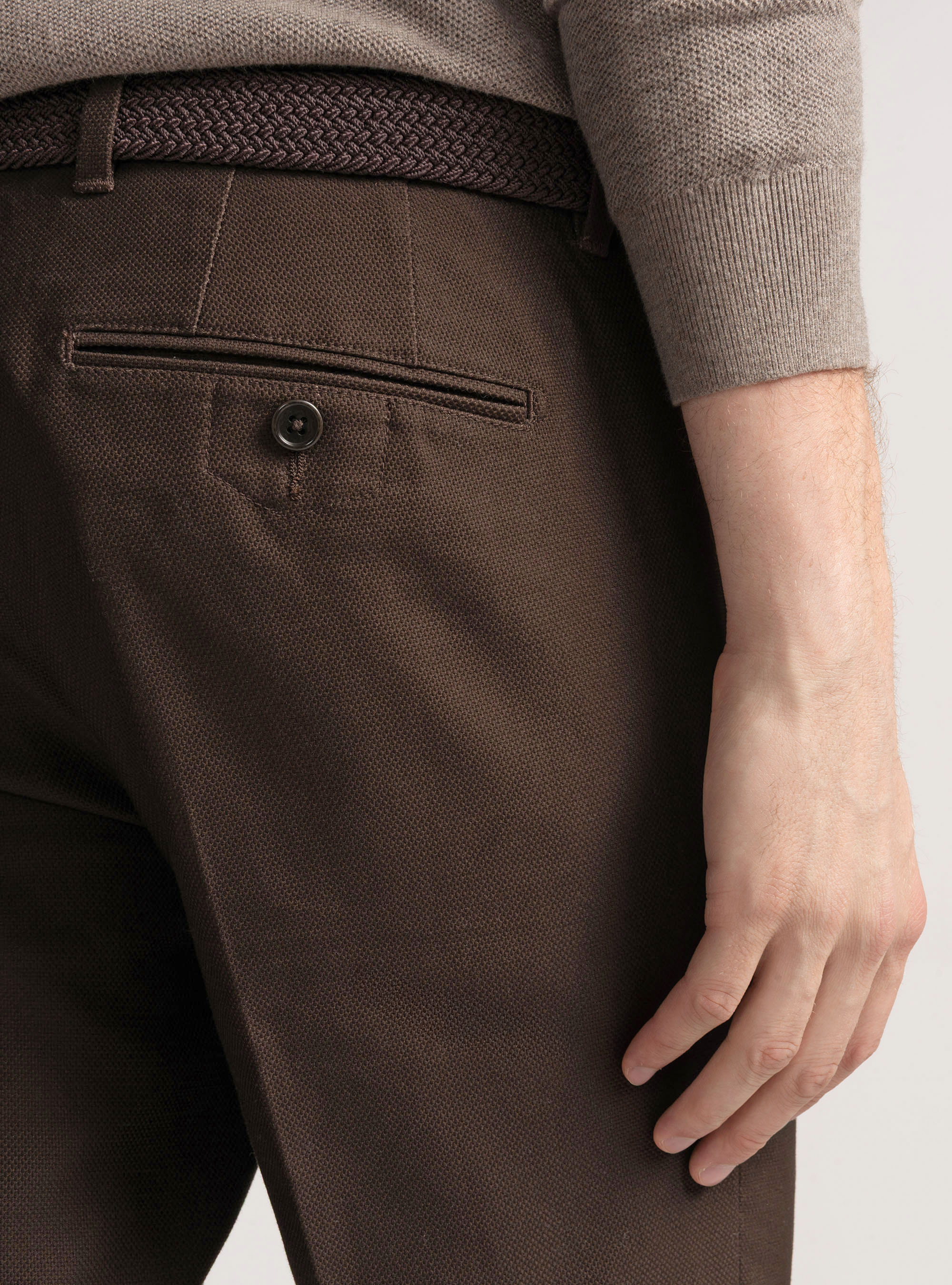 Pantal&oacute;n chino slim fit de algod&oacute;n reforzado, MARRON