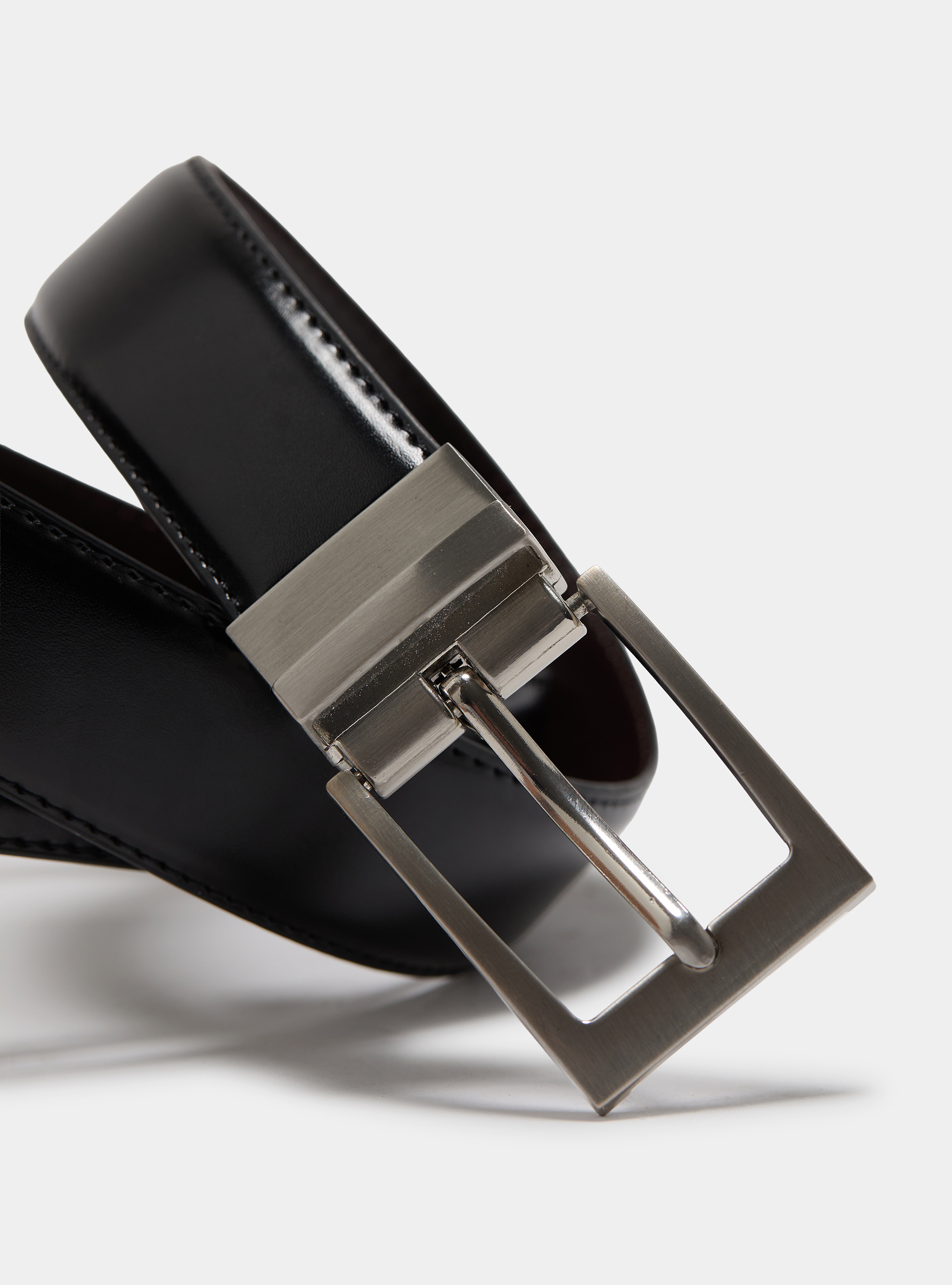 Cintur&oacute;n cl&aacute;sico reversible de piel, NEGRO
