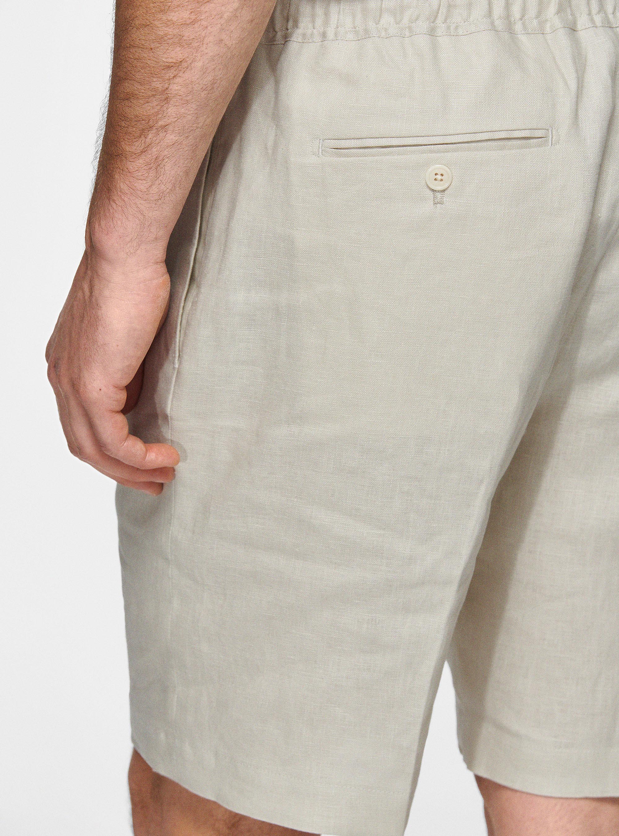 Linen Bermuda shorts with elastic and drawstring, ECRU