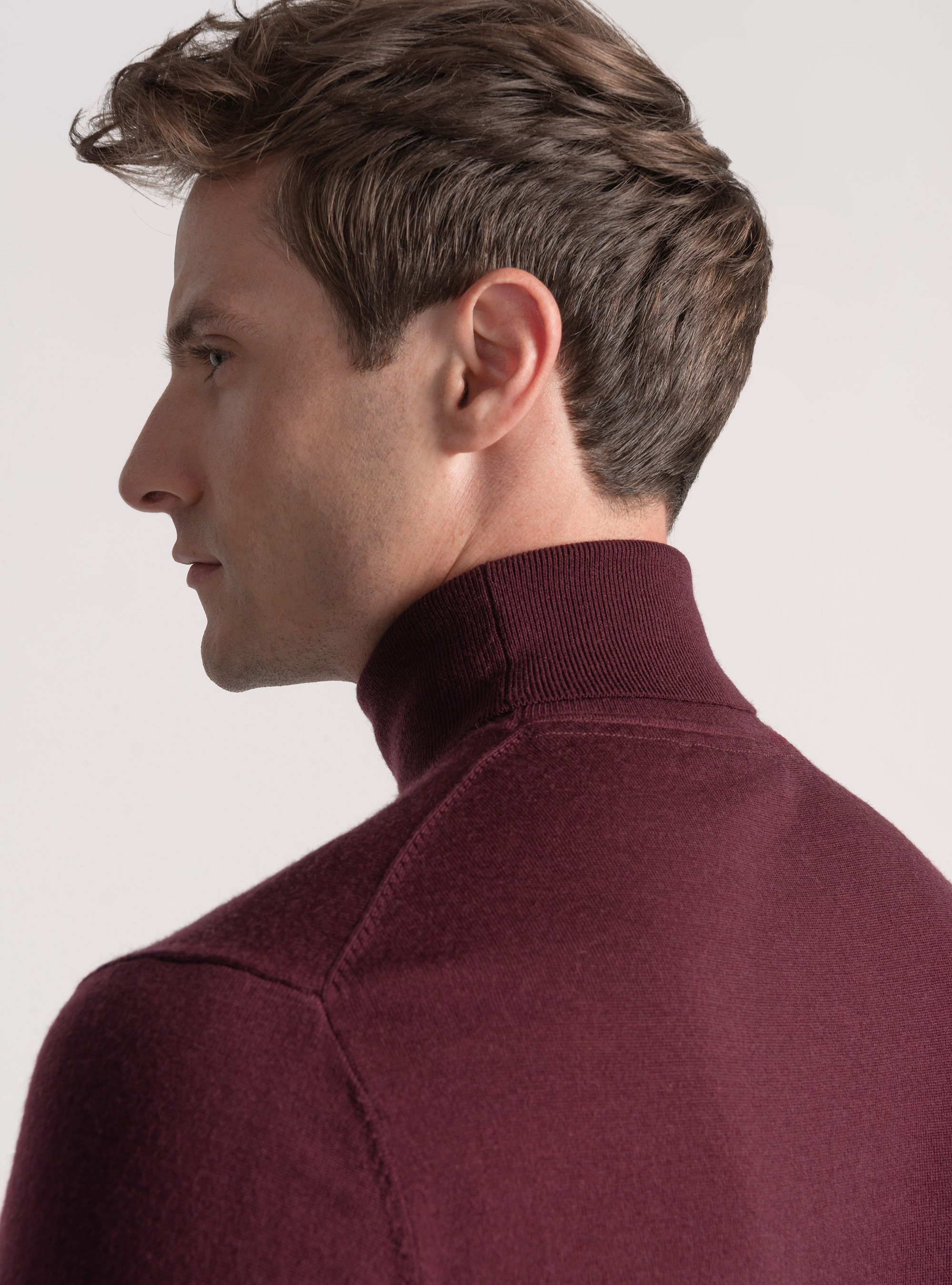 Turtleneck in pure extra-fine merino wool, BORDEAUX