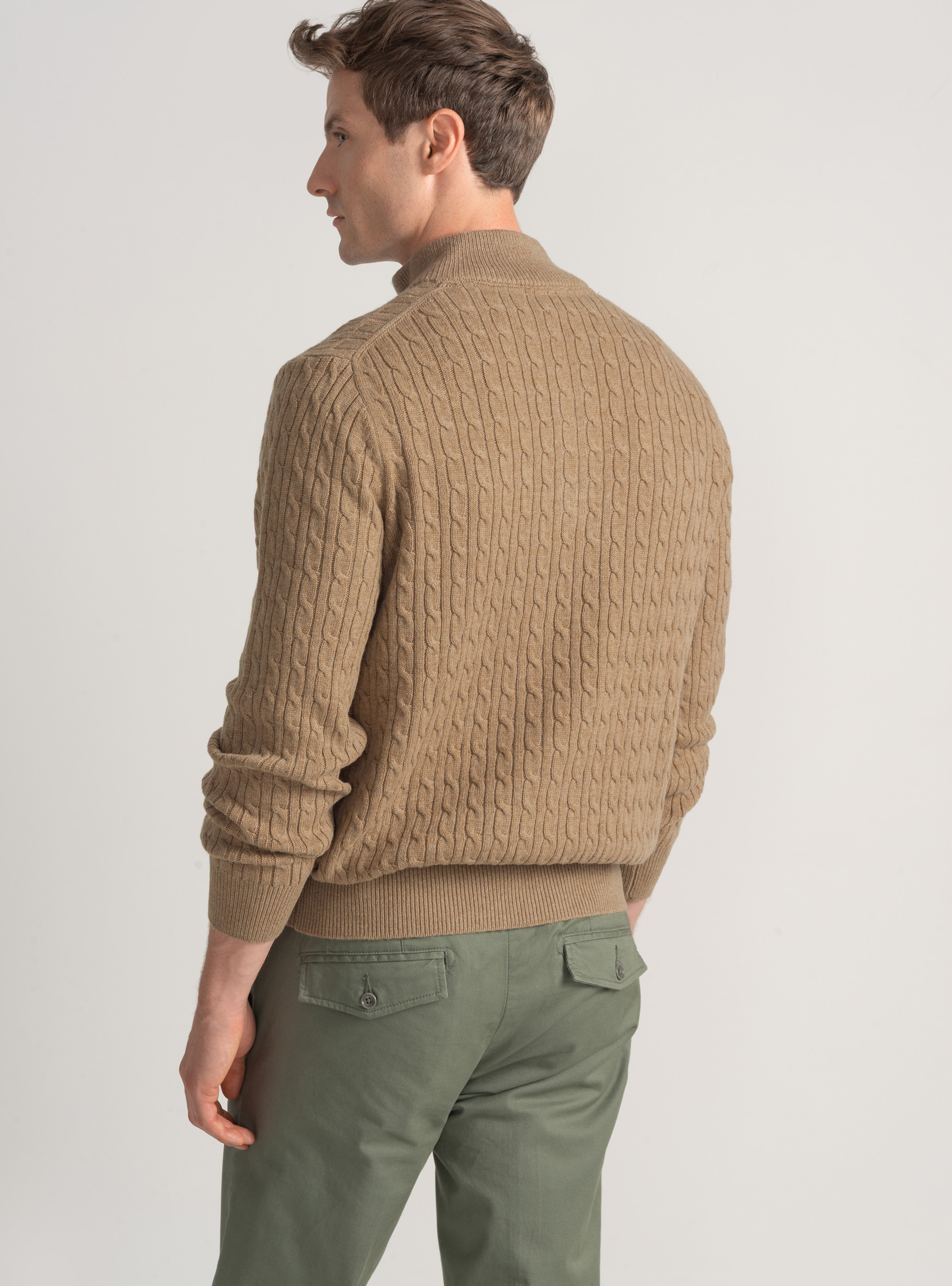 Trikot mit Rundhalsausschnitt aus einer Wollmischung, CAMMELLO 0570C