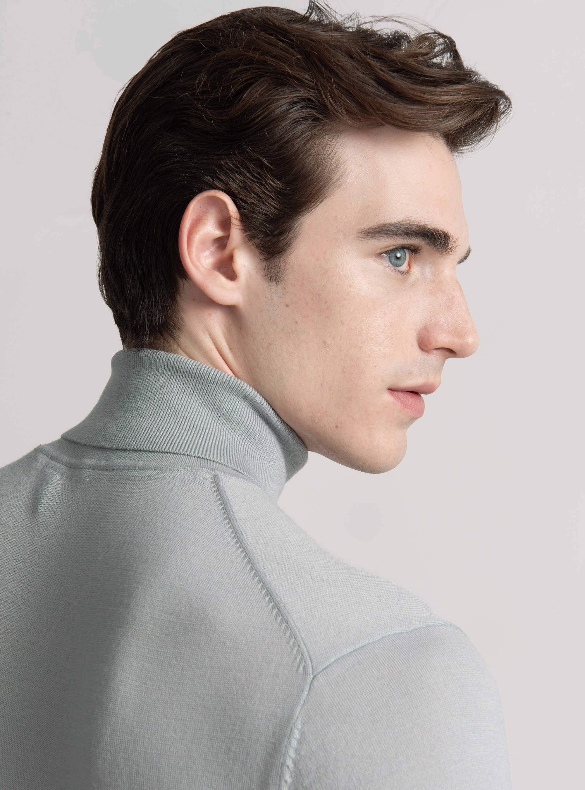 Turtleneck in pure extra-fine merino wool, GRIGIO CHIARO 0256C