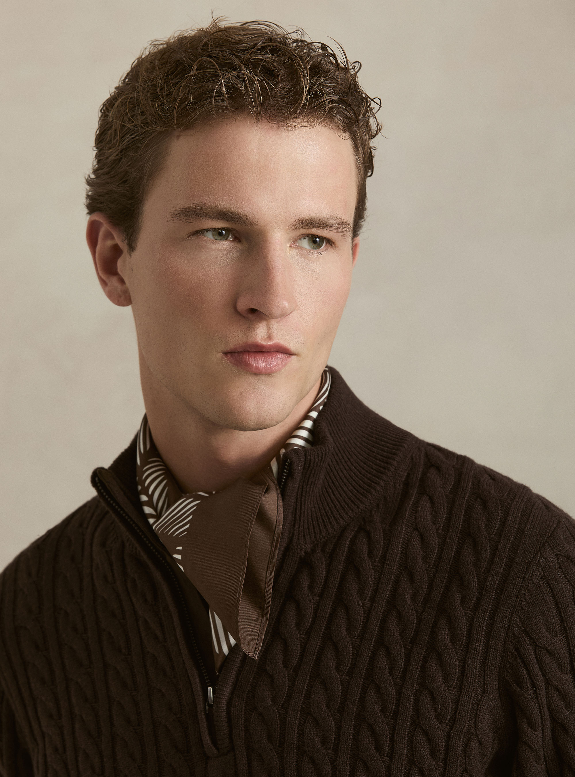 Maglia collo mock con trecca in misto lana, MARRONE