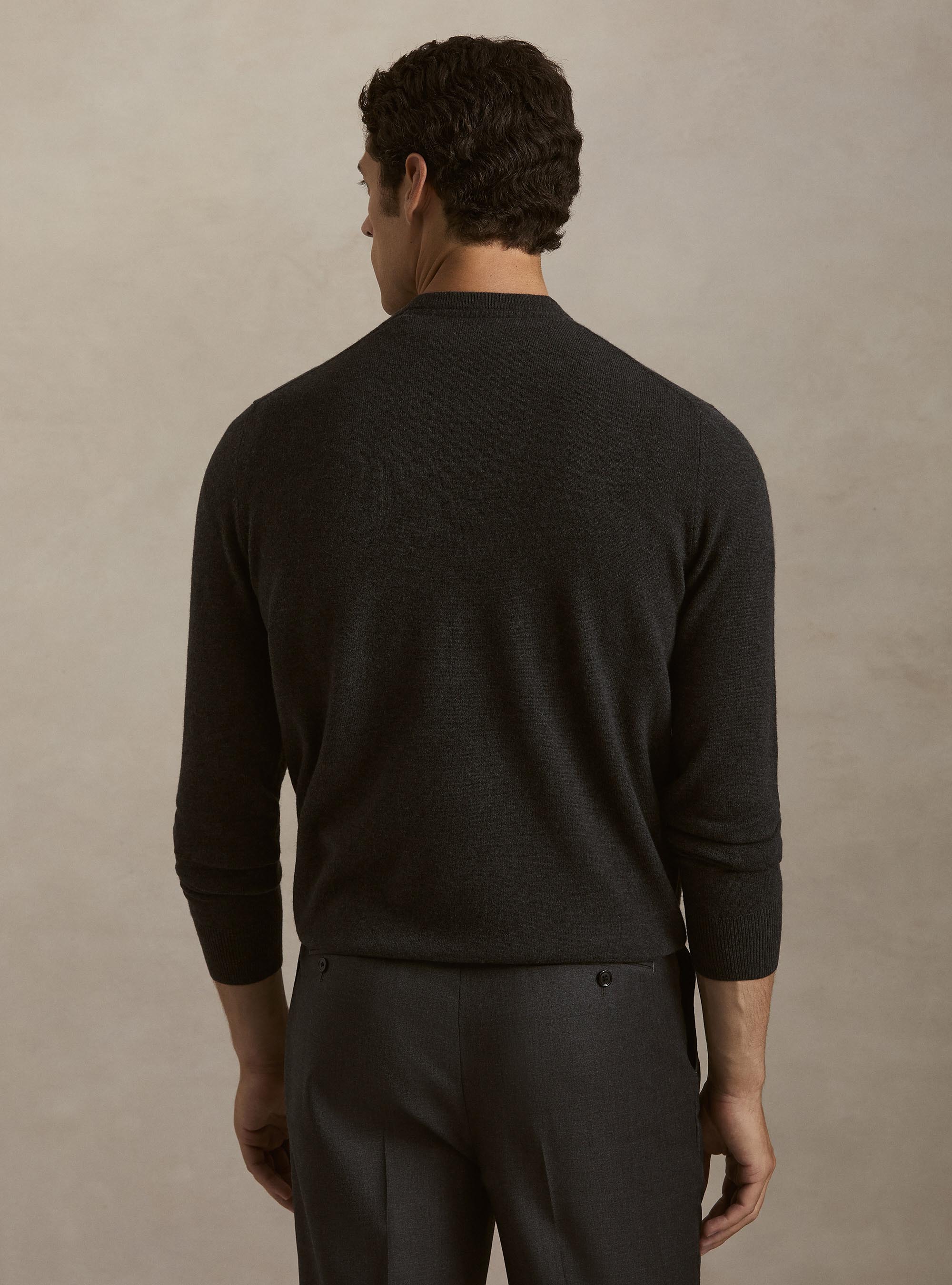 Rundhals-Pullover aus Lambswool und Kaschmir, ASFALTO 0115C