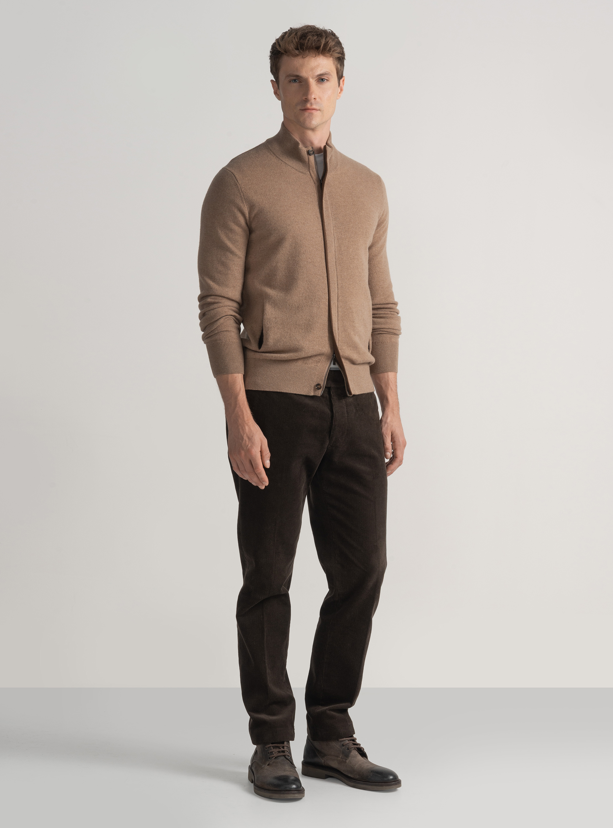 Cardigan in maglia con zip in lana lambswool e cashmere, CAMMELLO 0570C