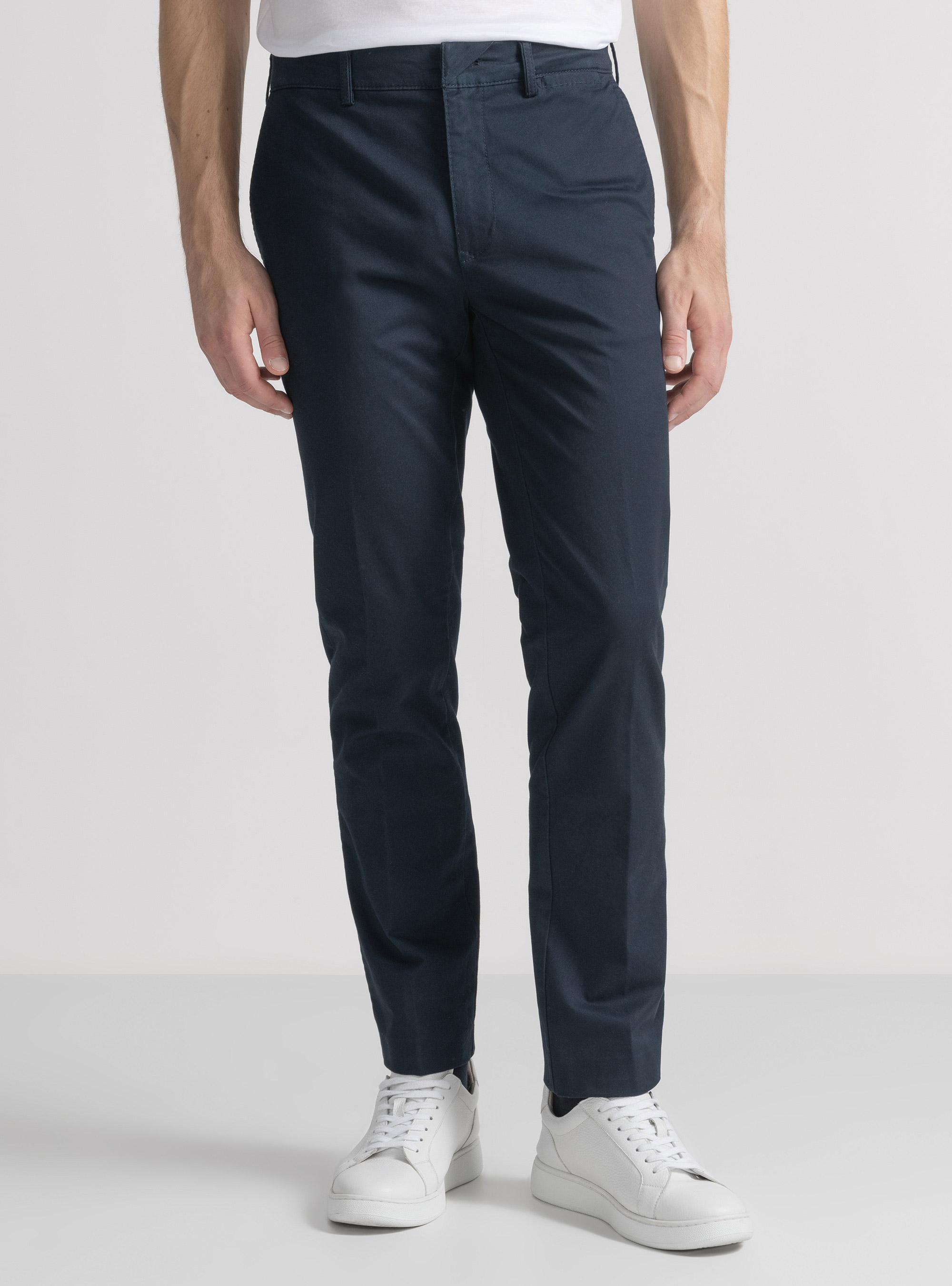 Pantal&oacute;n chino slim fit de sarga el&aacute;stica, AZUL MARINO