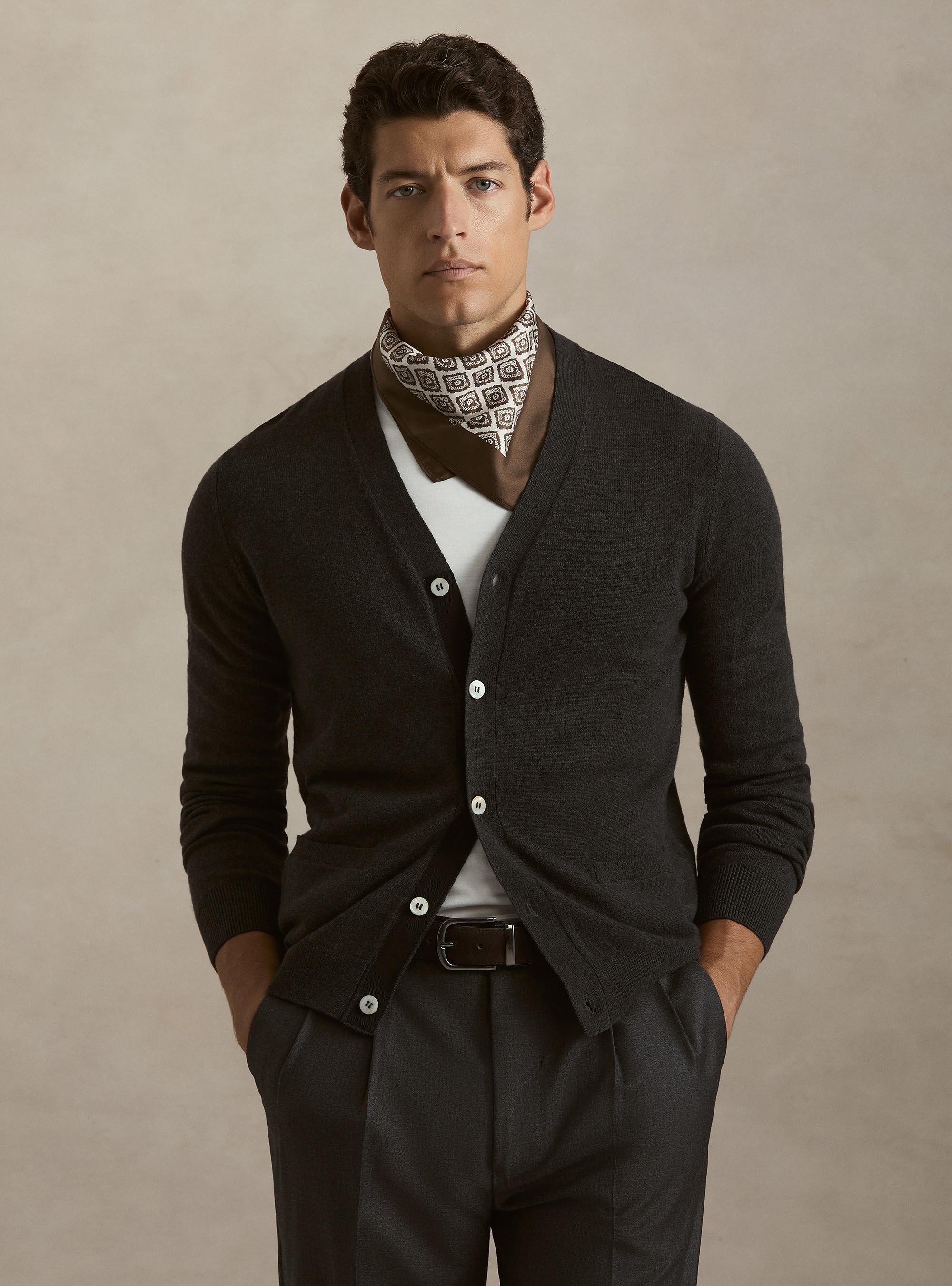 Cardigan in maglia con bottoni in lana lambswool e cashmere, ASFALTO