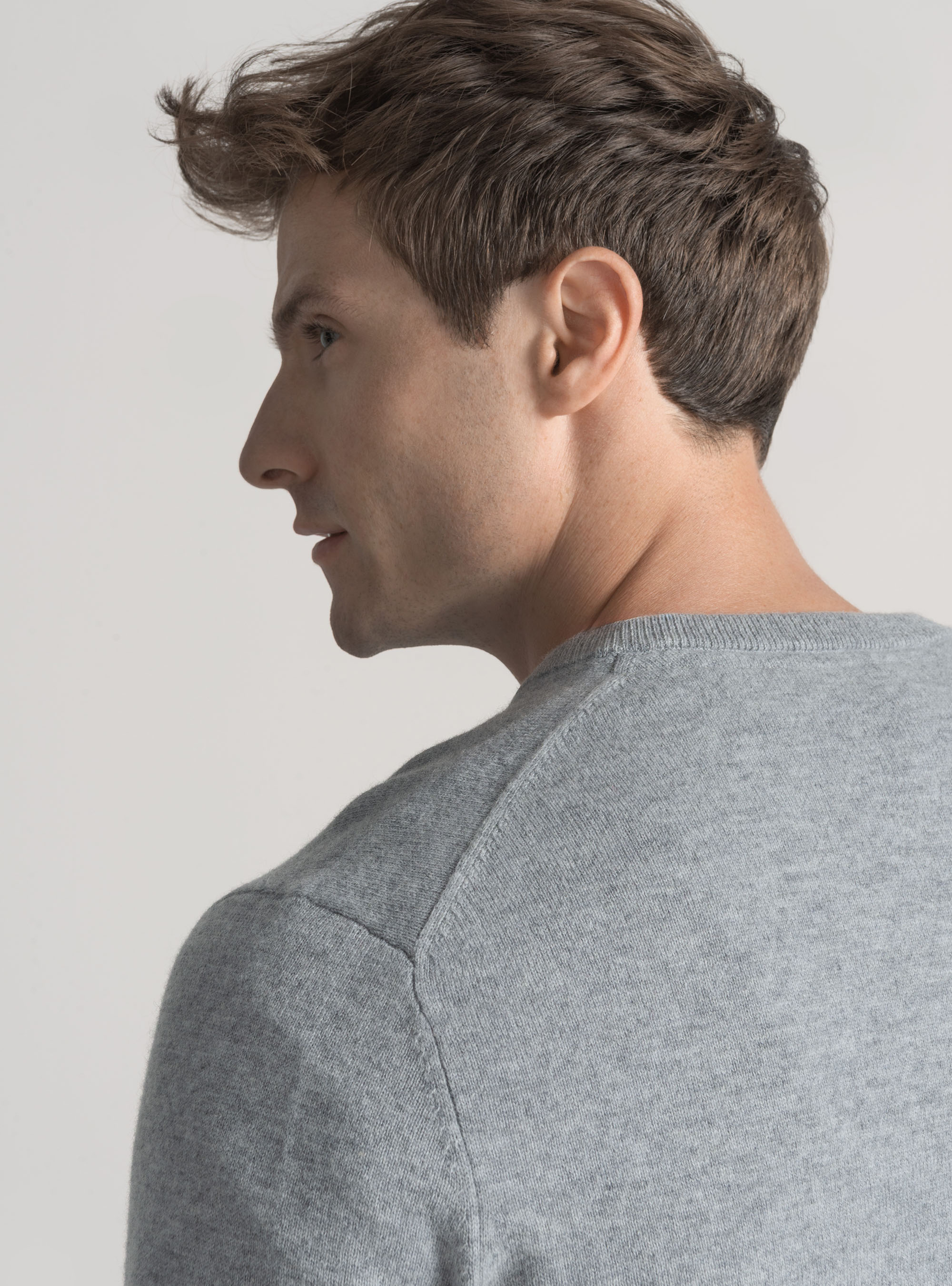 Merino wool V-neck sweater, GRIGIO MELANGE 0151C