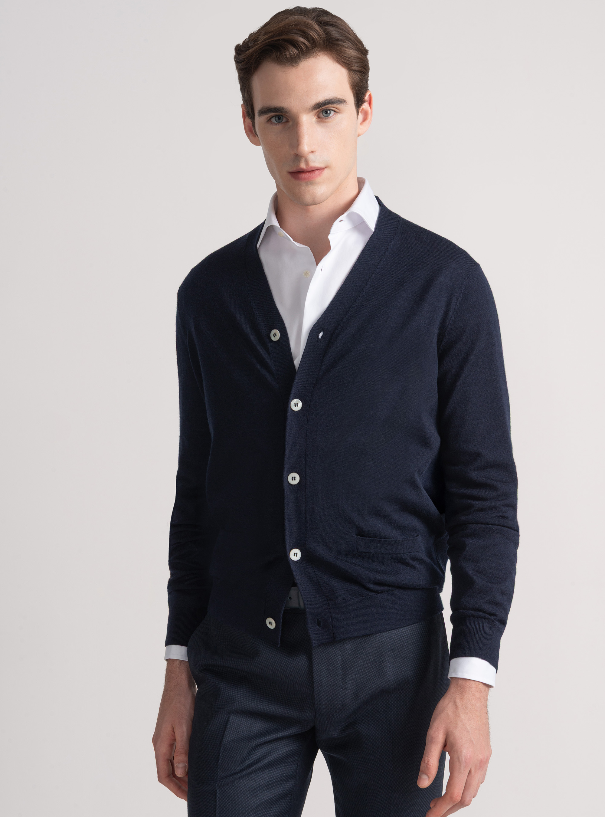 Knitted cardigan with buttons in extra-fine merino wool, NAVY BLUE