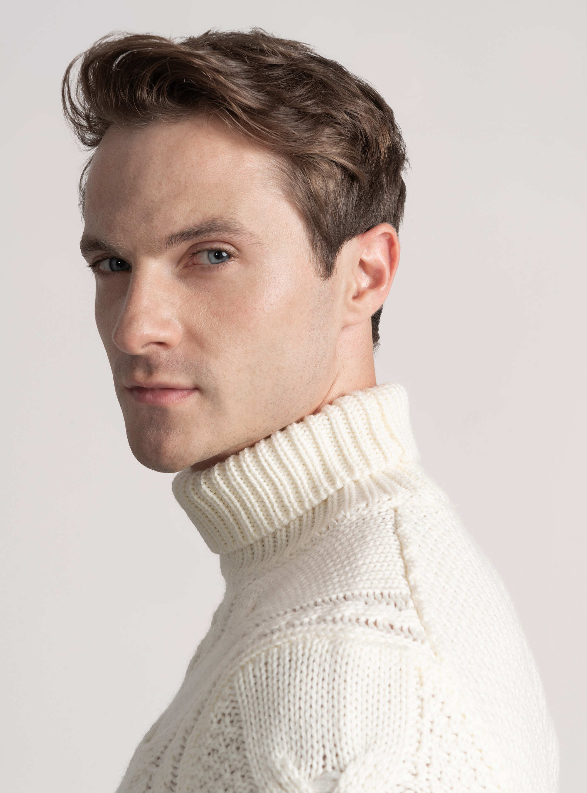 Wool-blend turtleneck sweater with braid, WHITE