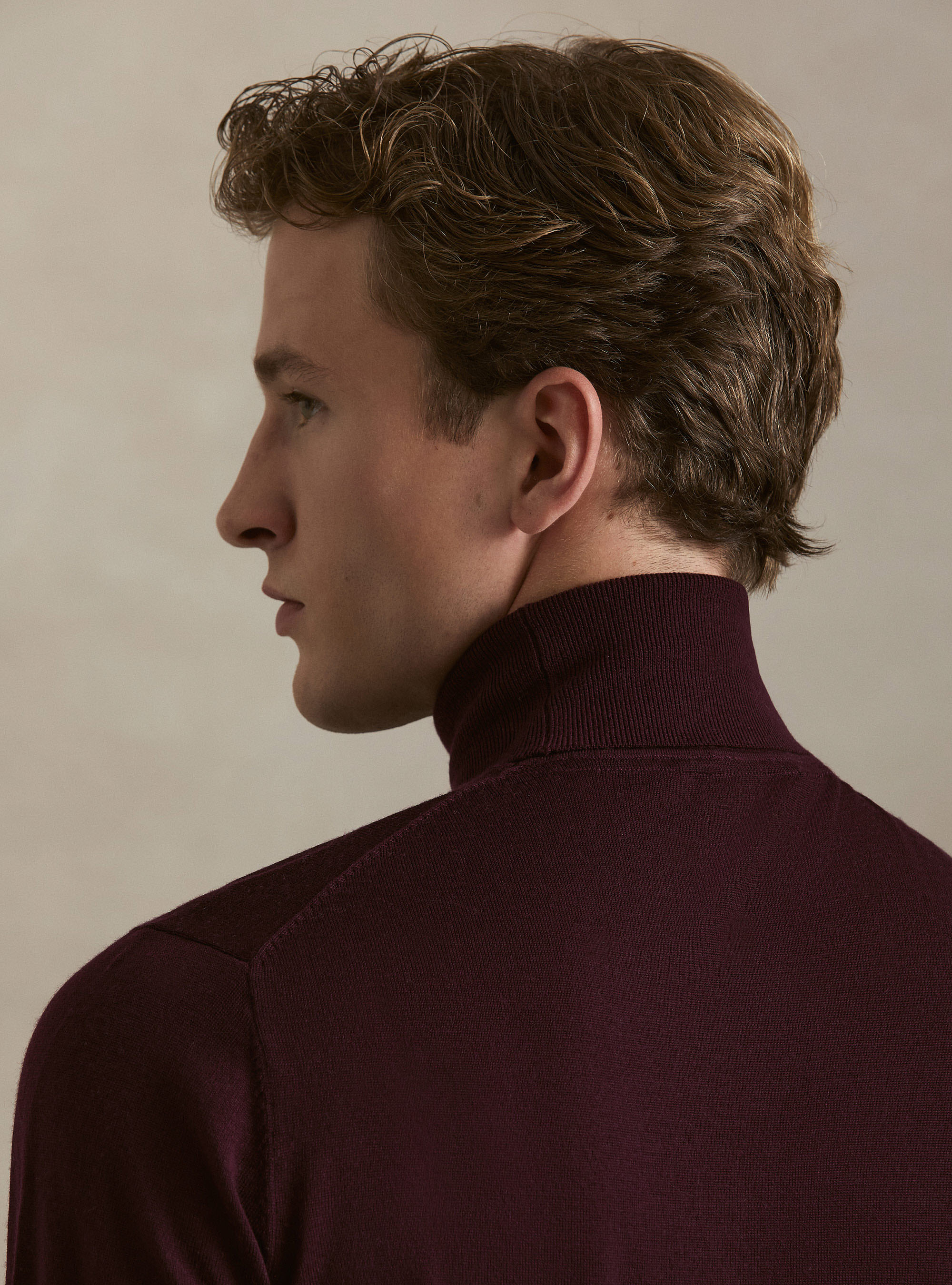 Rollkragenpullover aus reiner extrafeiner Merinowolle, BORDEAUX 0311C