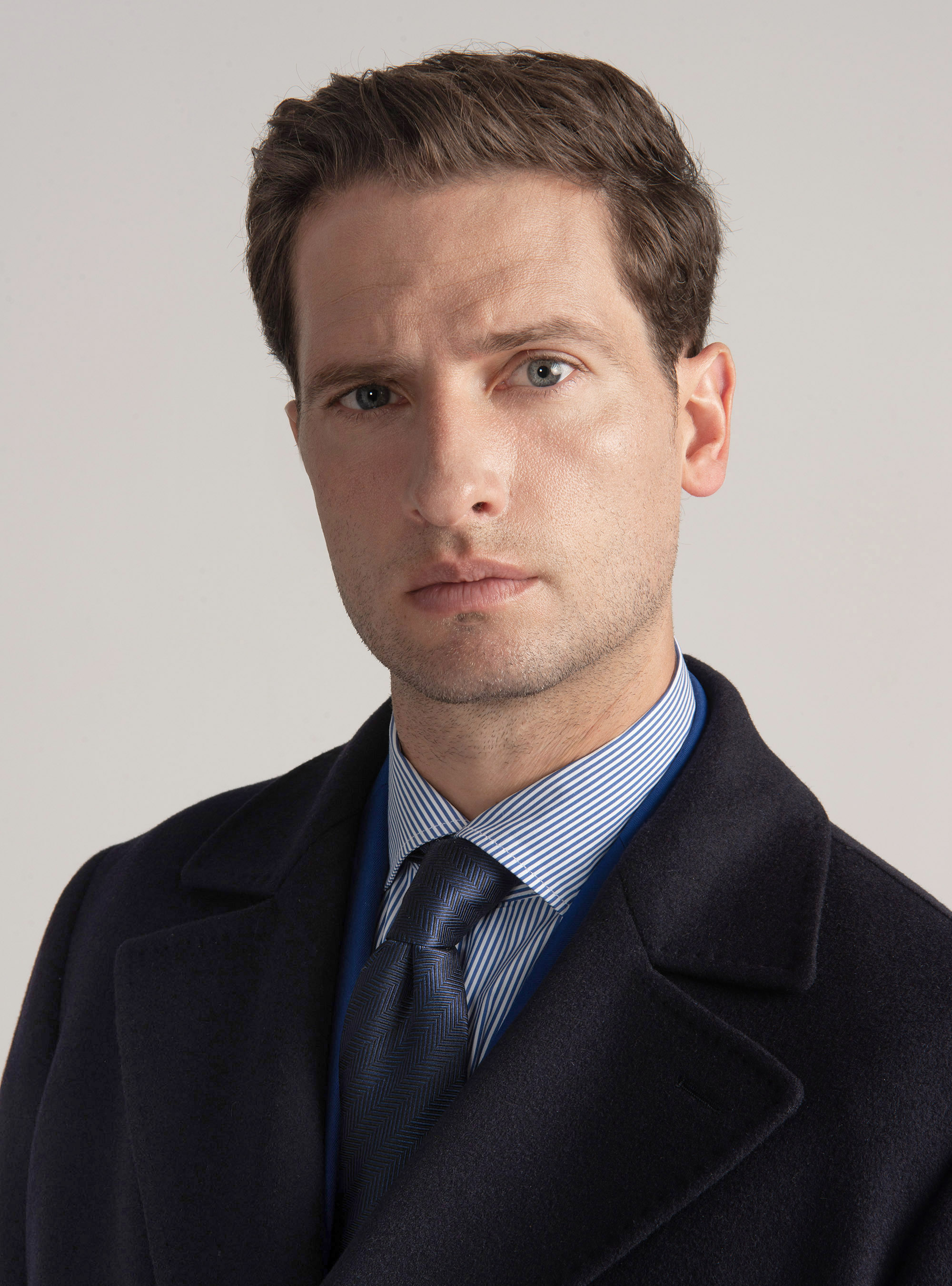 Cashmere wool double-breasted coat with metal button, NAVY BLUE