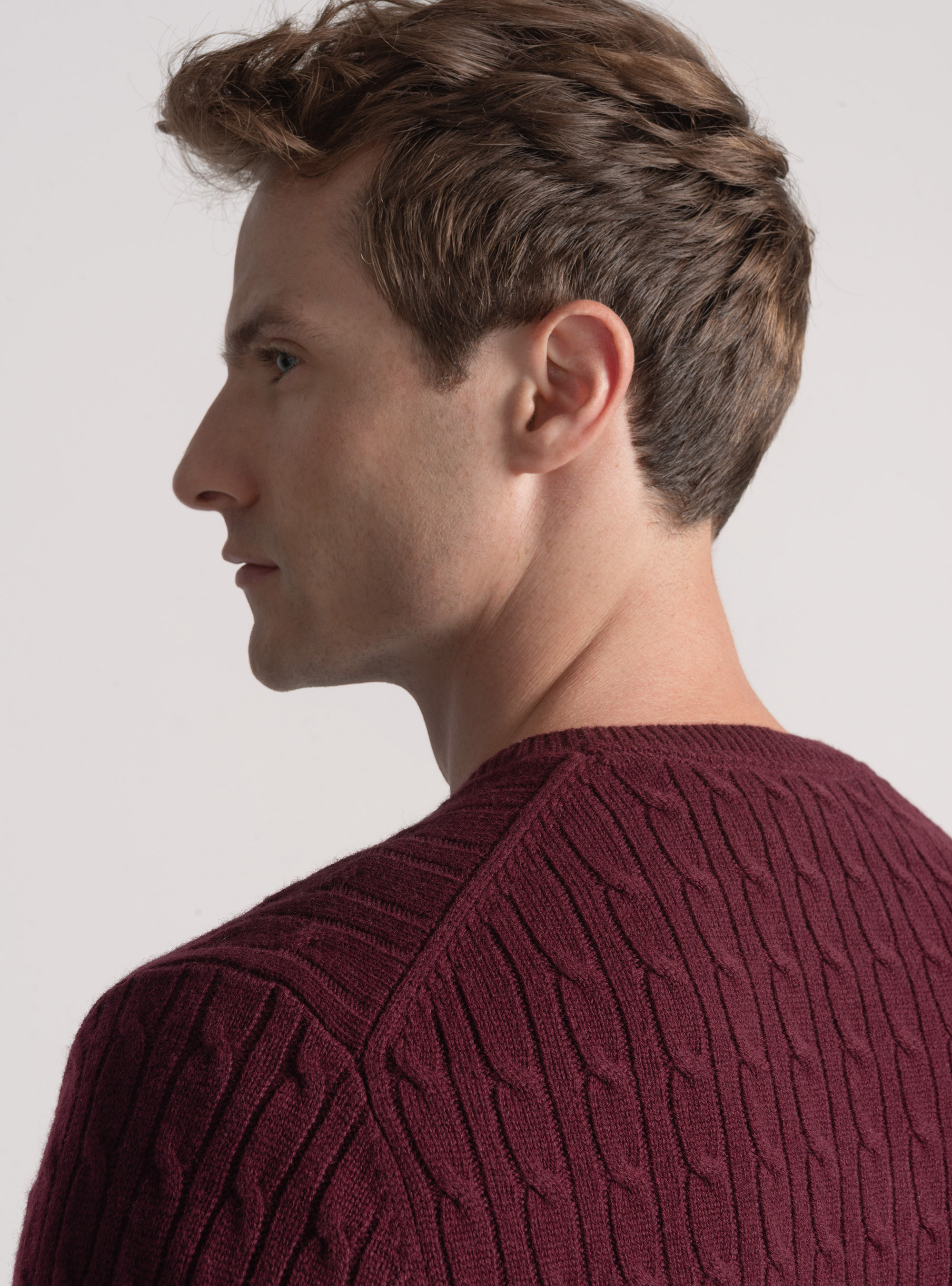 Merino wool V-neck sweater with braid, BORDEAUX