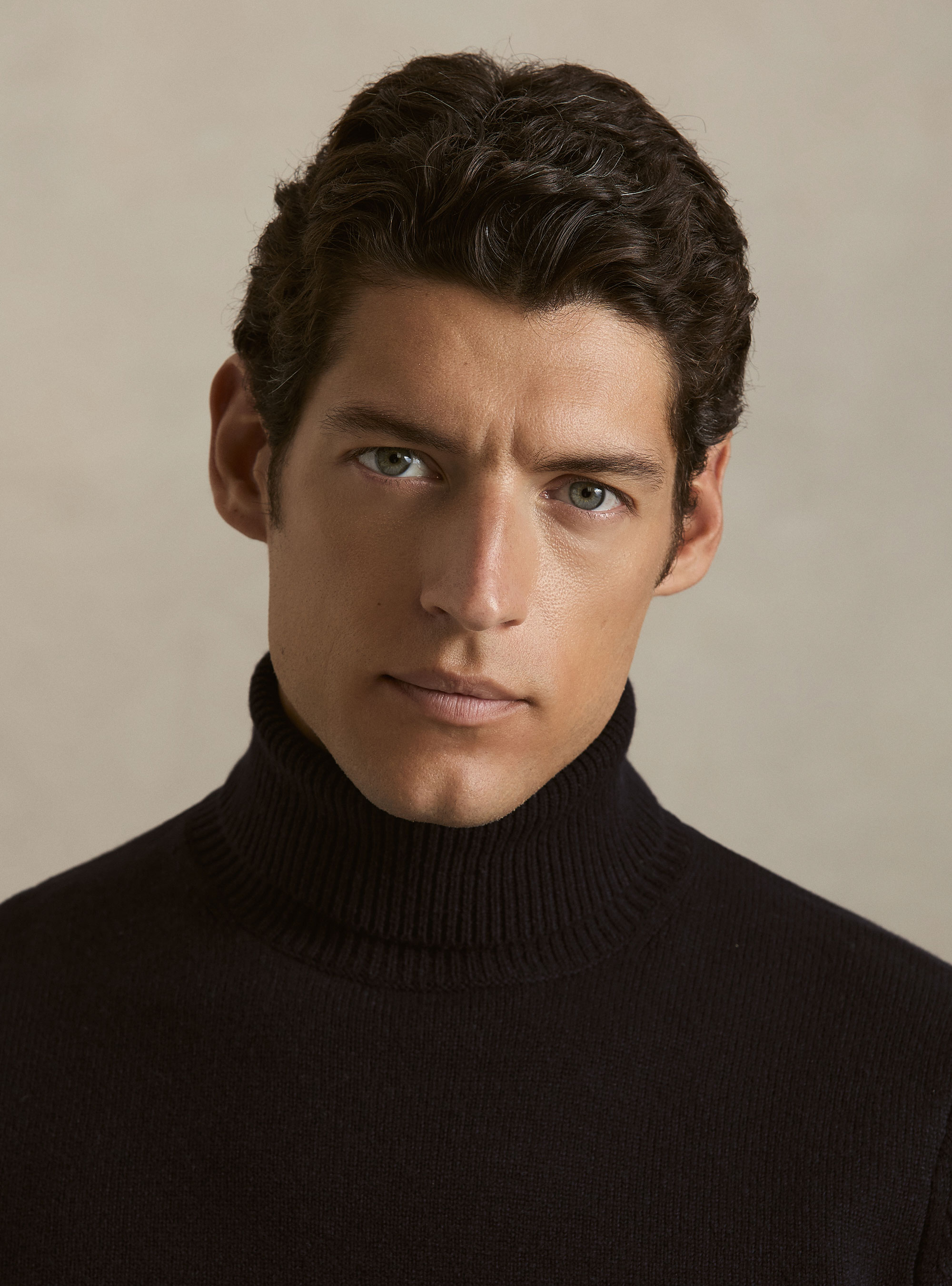 Rollkragenpullover aus Merinowolle, NAVY 0218C