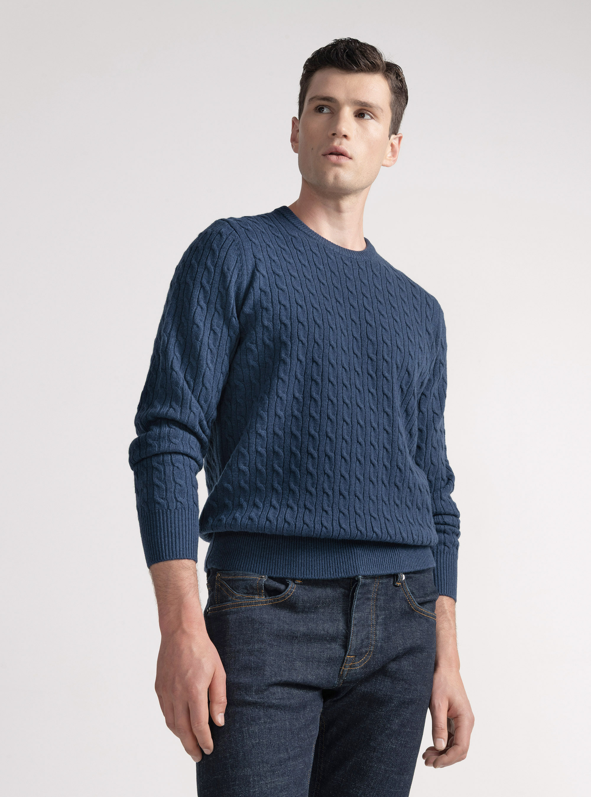 Maglia girocollo con treccia in lana e cashmere, INCHIOSTRO