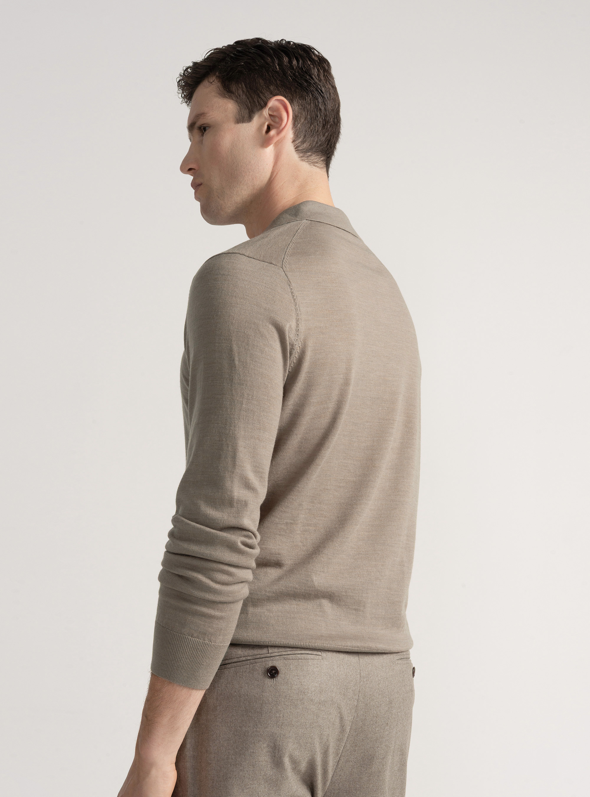 Merino wool buttonless knit polo shirt, MUD