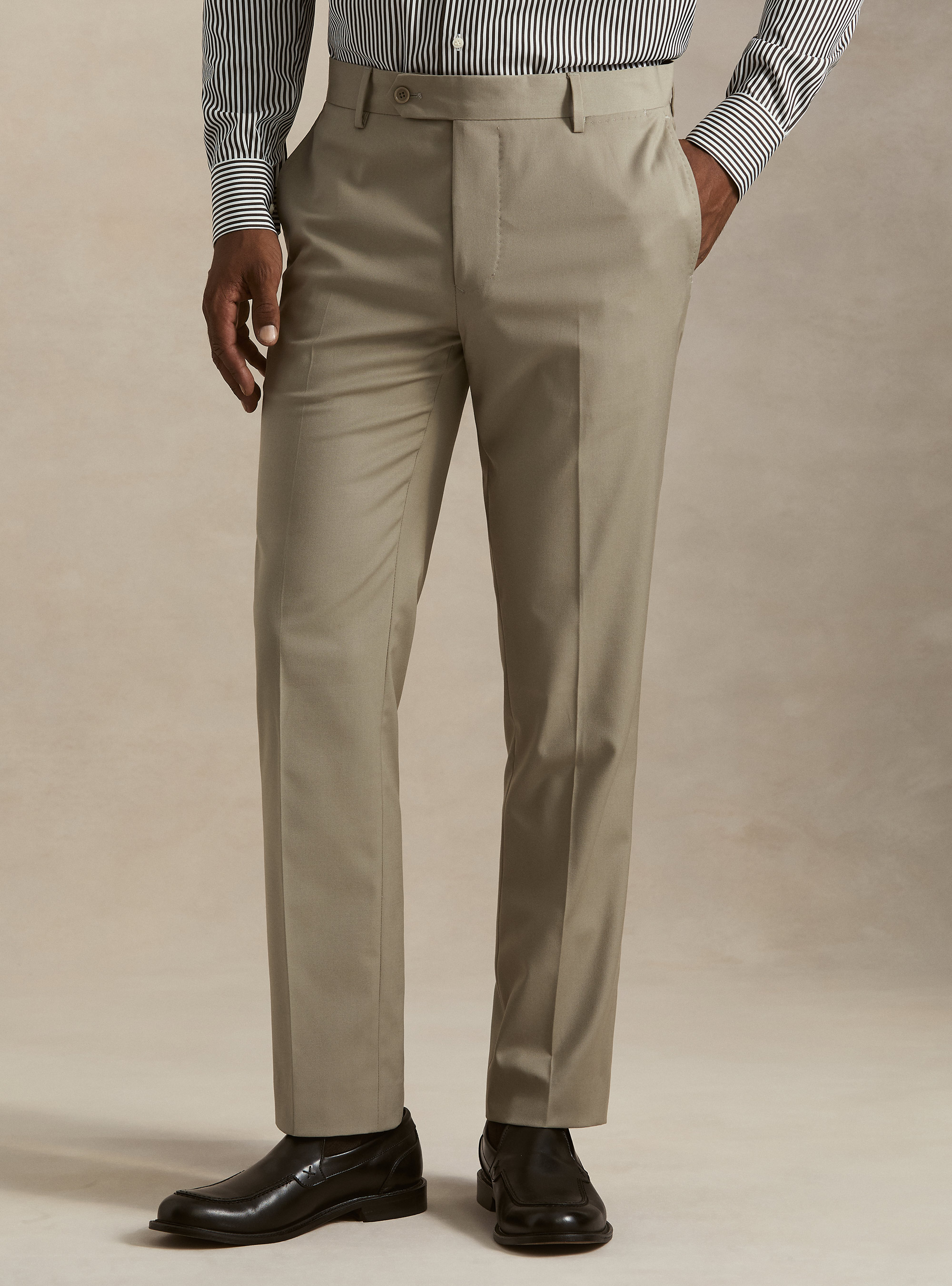 Pantalones de traje cl&aacute;sicos slim fit, SABBIA 0591C
