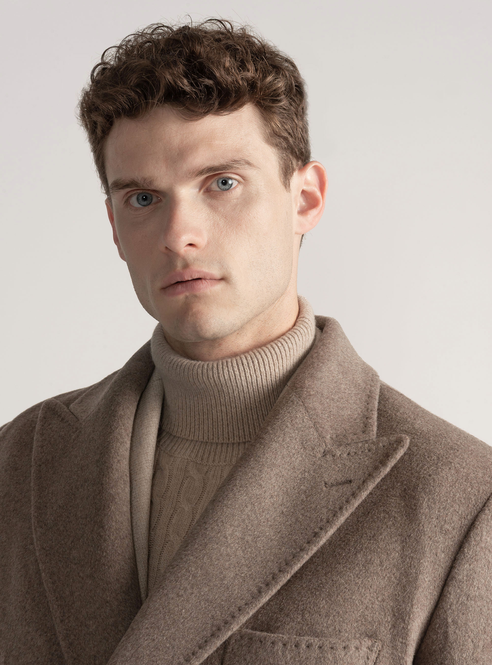 Wool and cashmere double-breasted coat, MUD
