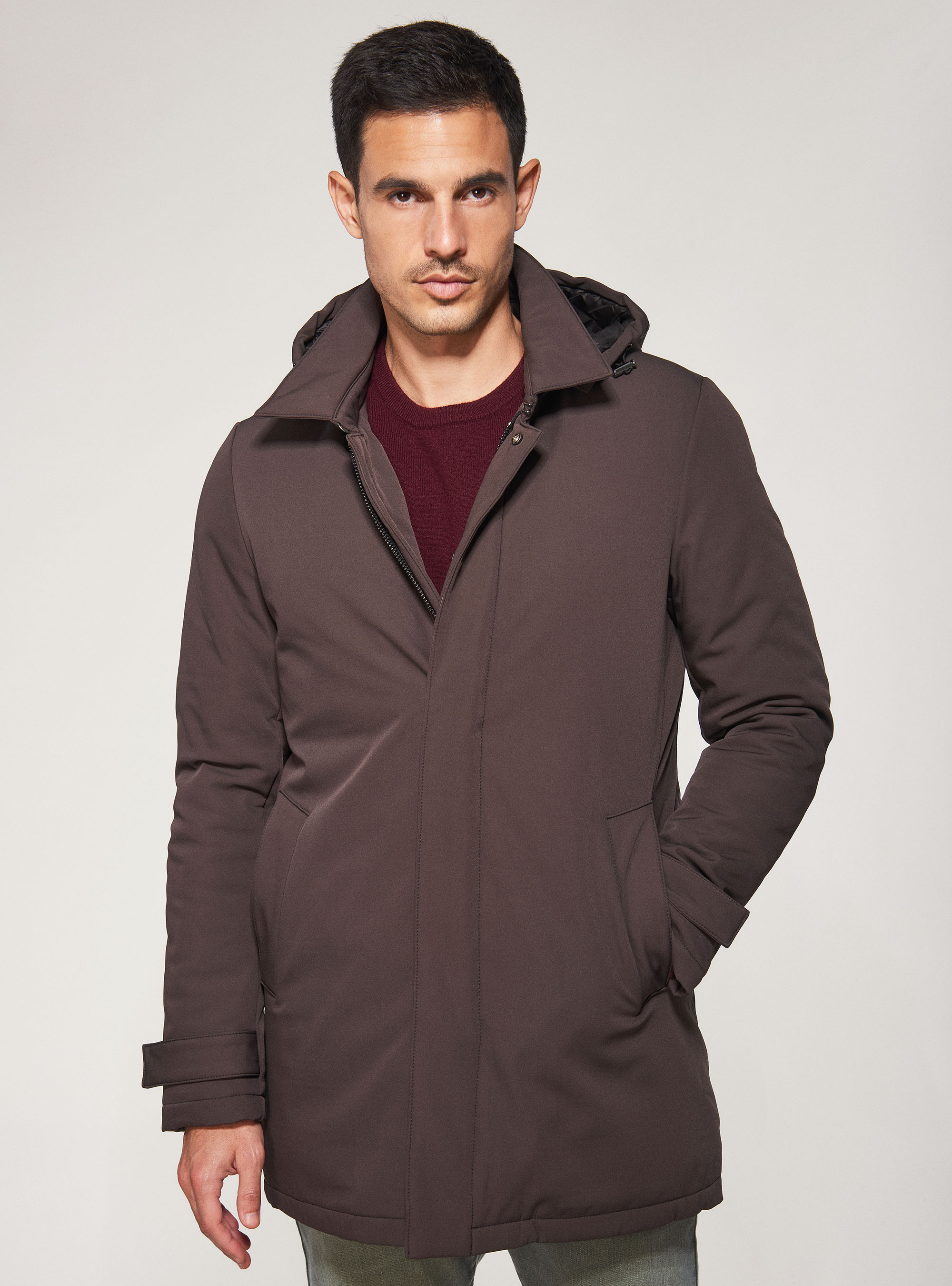Waterproof and windproof technical fabric jacket, BROWN