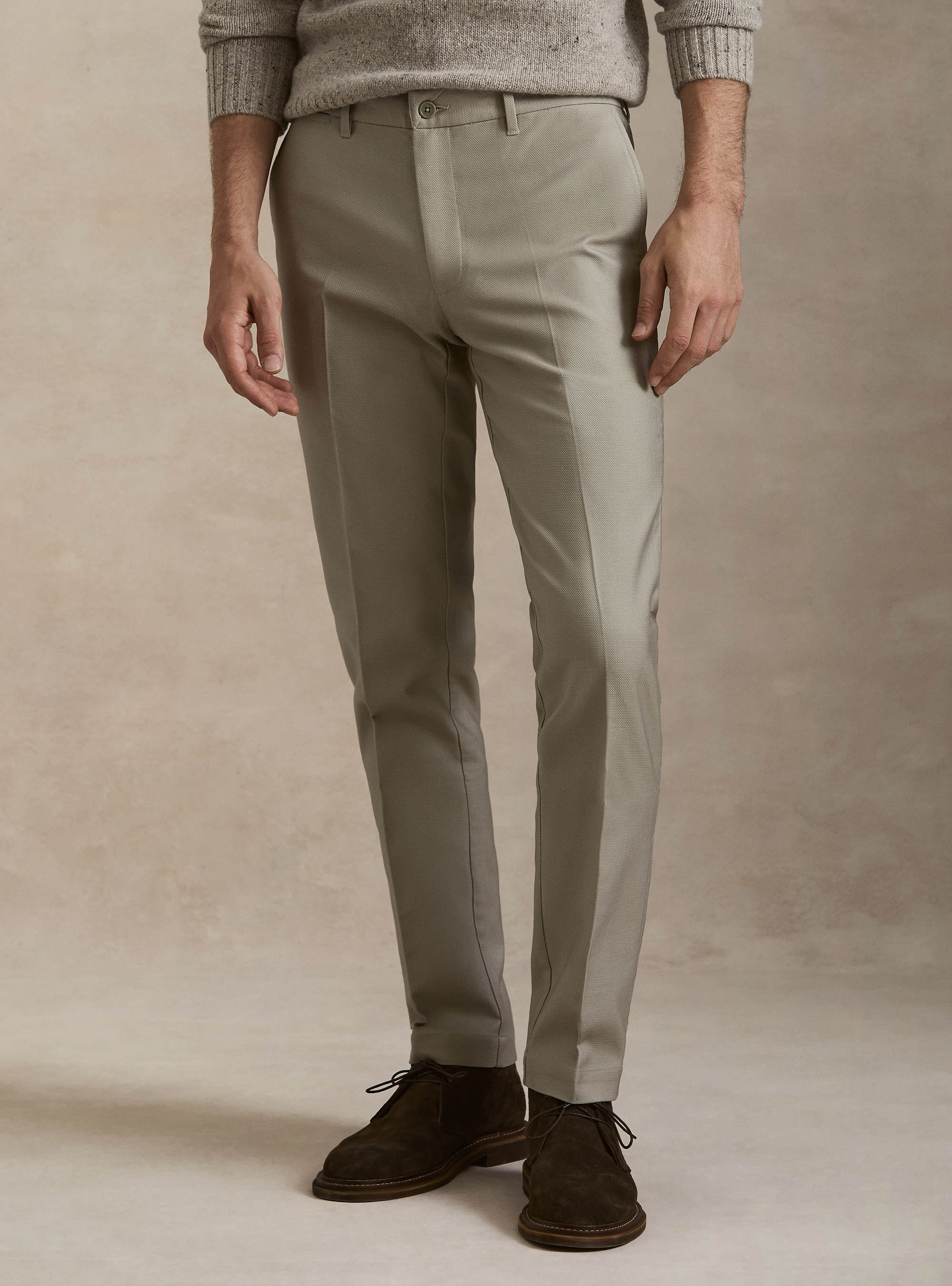 Pantalones chino de algod&oacute;n labrado, CRUDO