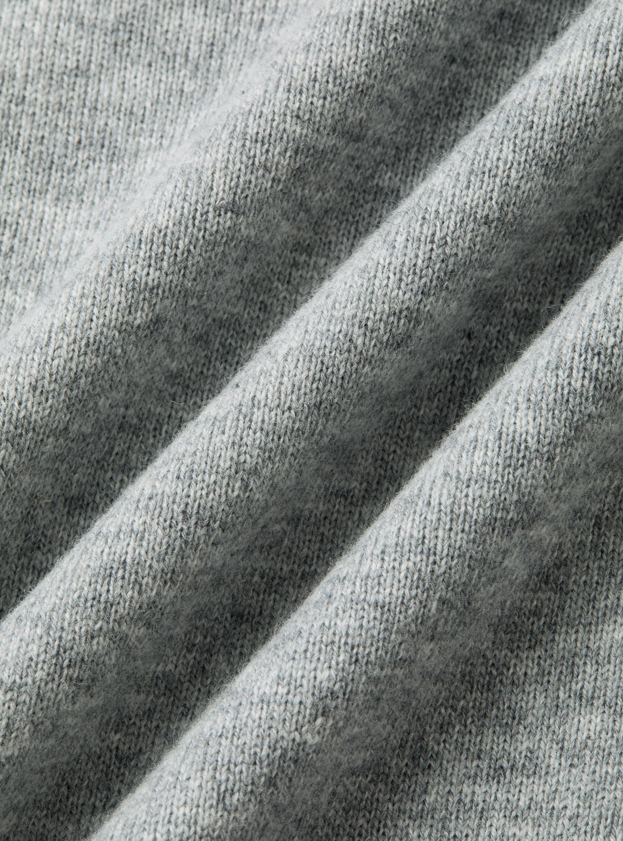 Rundhals-Pullover aus Lambswool und Kaschmir, GRIGIO CHIARO MEL 0150C