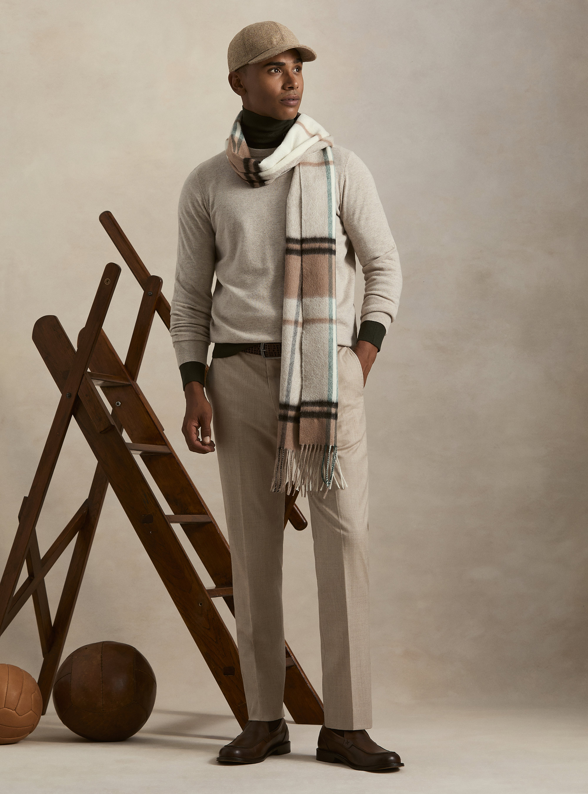 Wool and cashmere blend crewneck sweater, ECRU