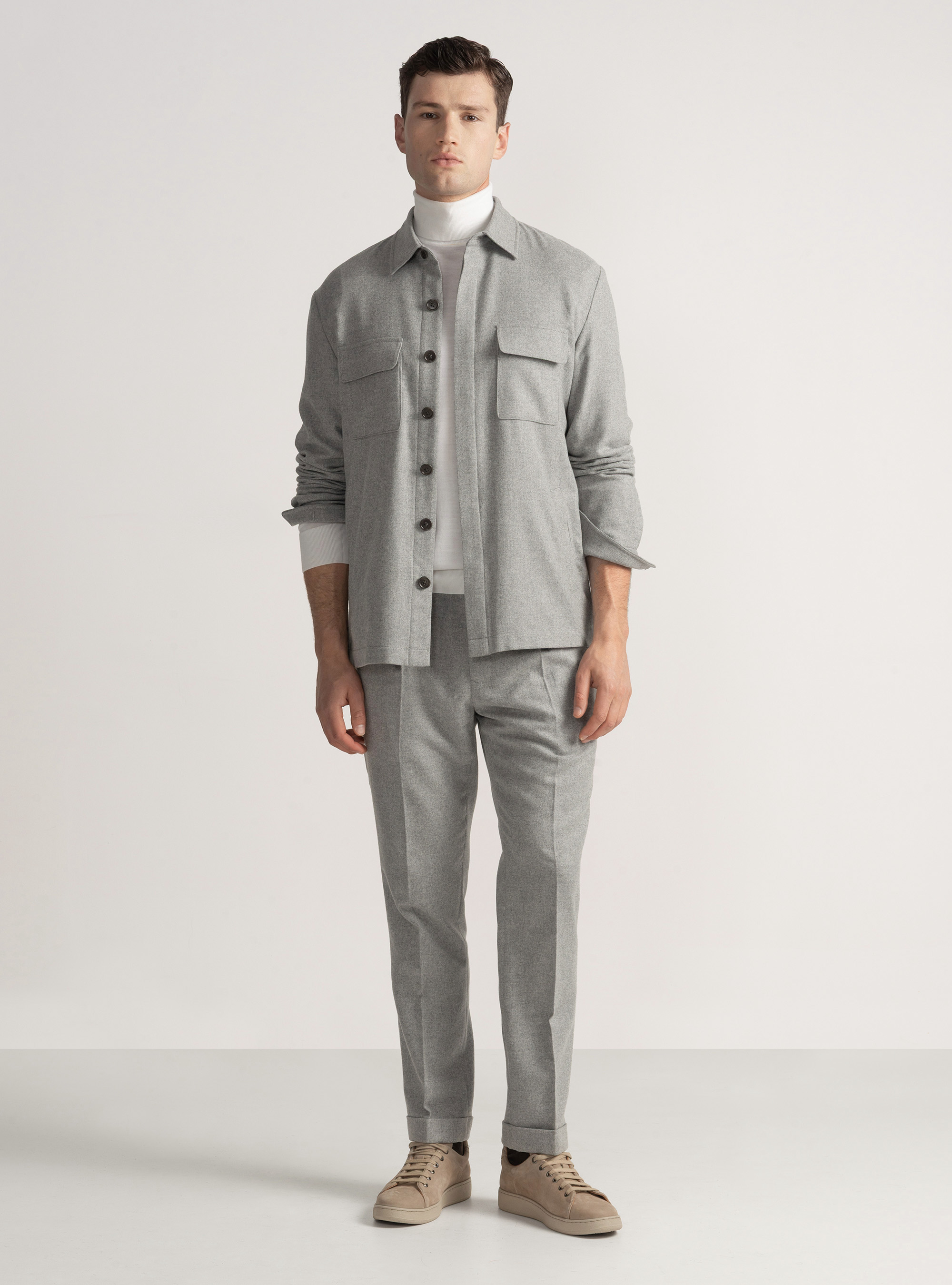 Lightweight shirt jacket in wool blend, GREY
