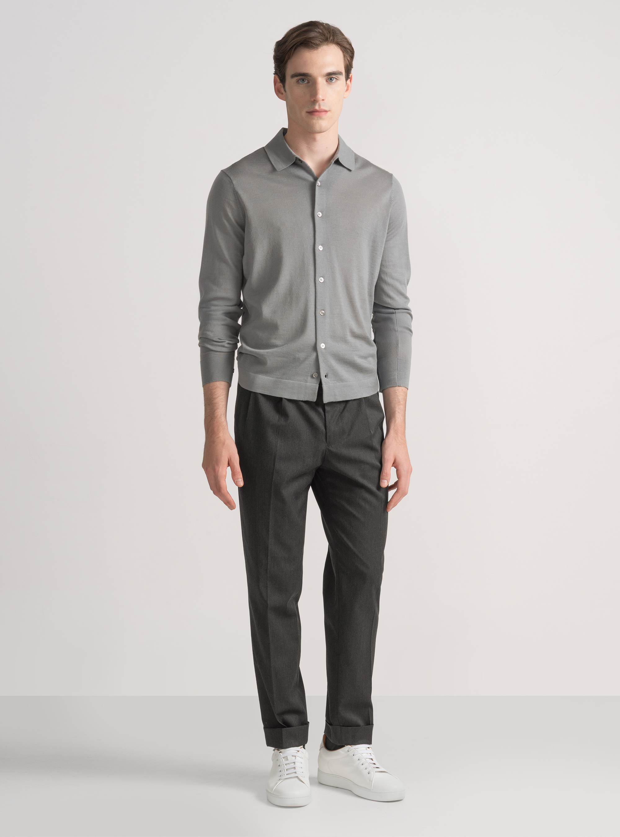 Polohemd aus extrafeiner Merinowolle, GRIGIO 0120C