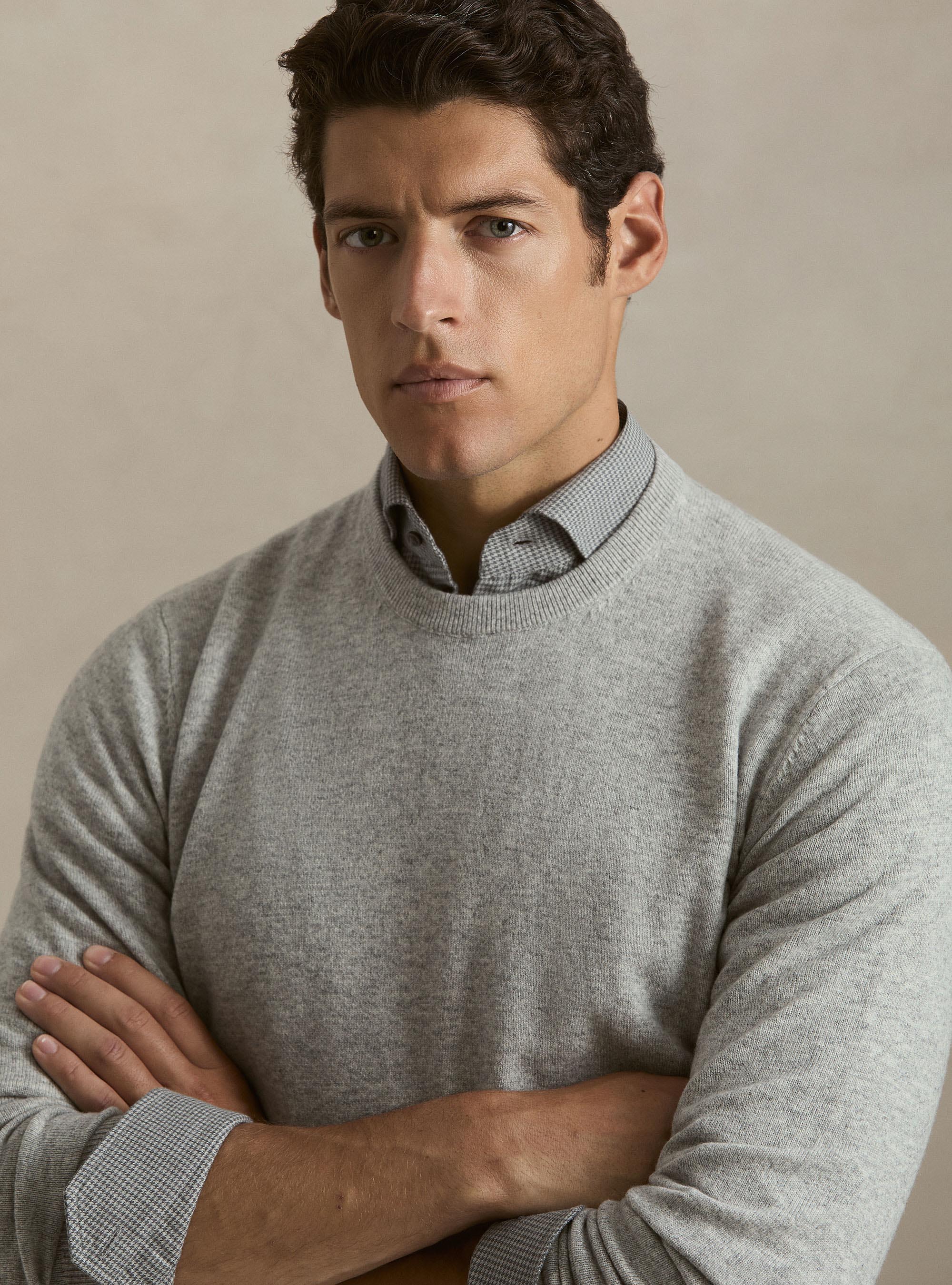 Rundhals-Pullover aus Lambswool und Kaschmir, GRIGIO CHIARO MEL 0150C