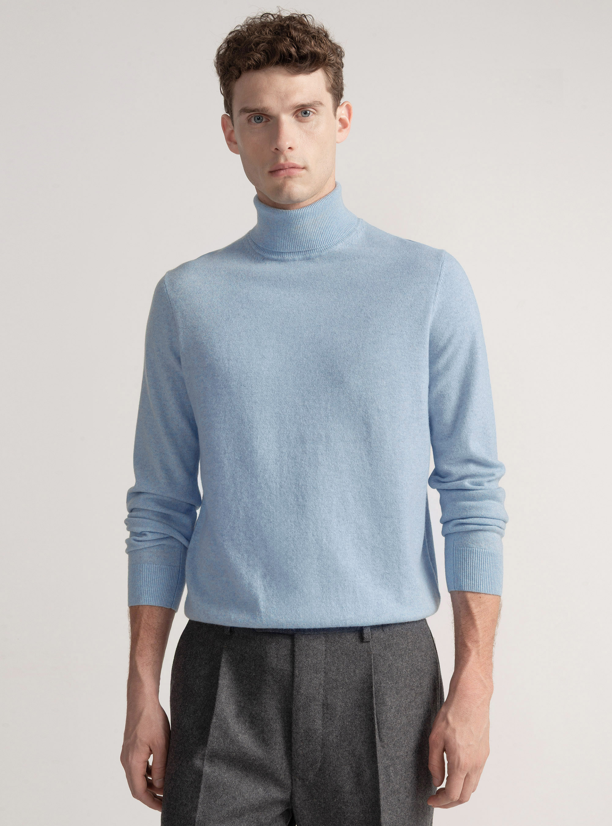 Dolcevita in cashmere, AZZURRO POLVERE 0283C
