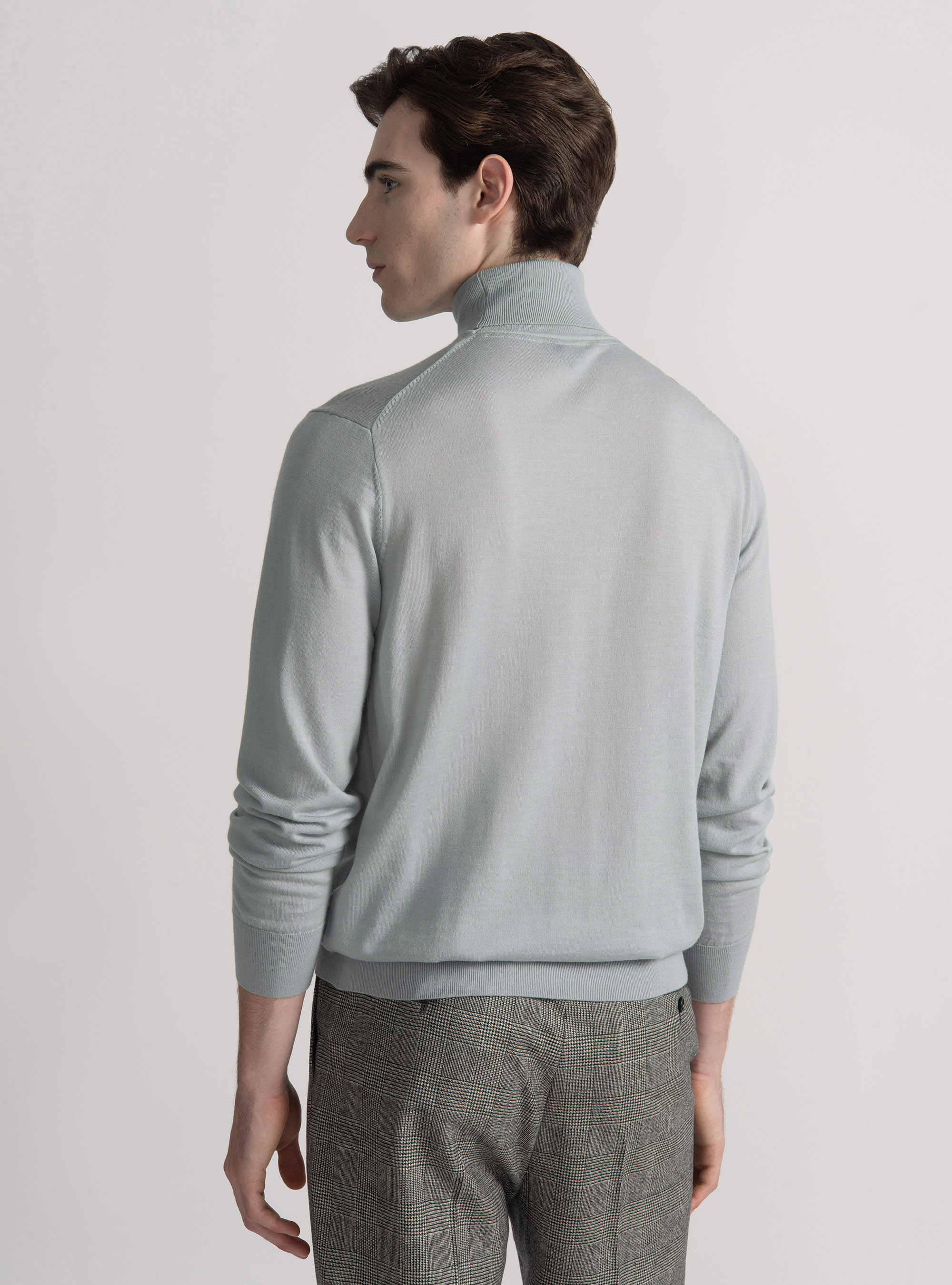 Turtleneck in pure extra-fine merino wool, GRIGIO CHIARO 0256C
