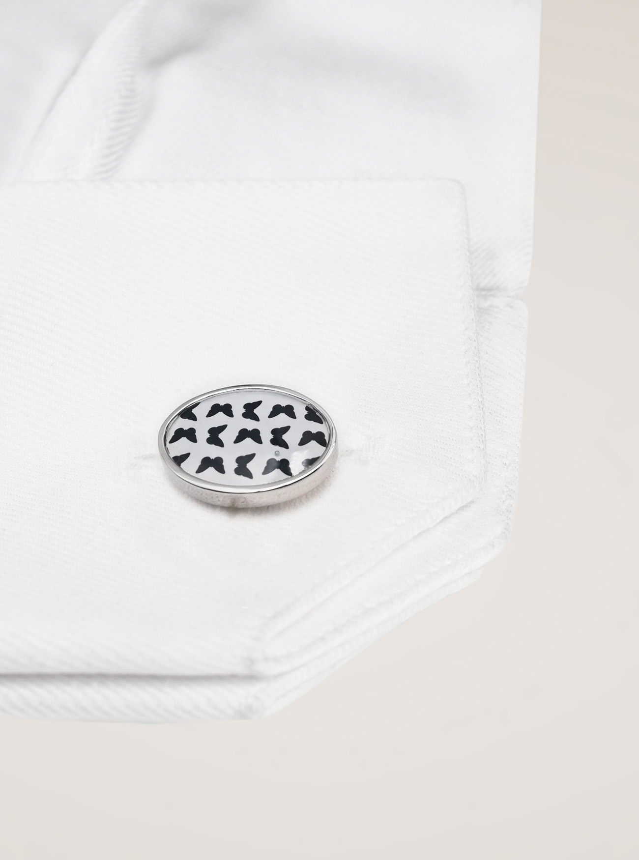 Microfantasy cufflinks, WHITE