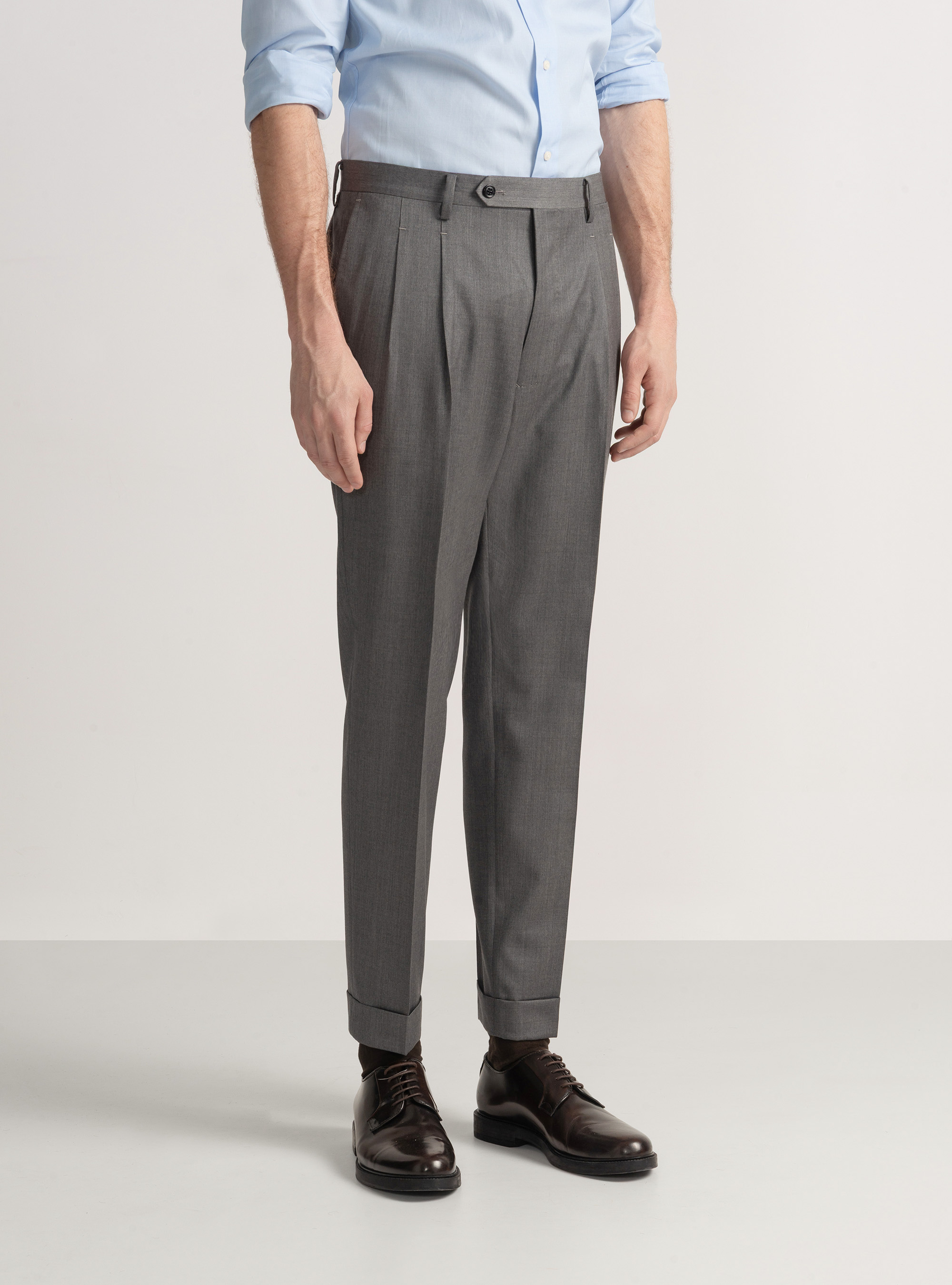 Pantalones con pinzas para traje cruzado en lana Reda superfina 110's, GRIS MARENGO